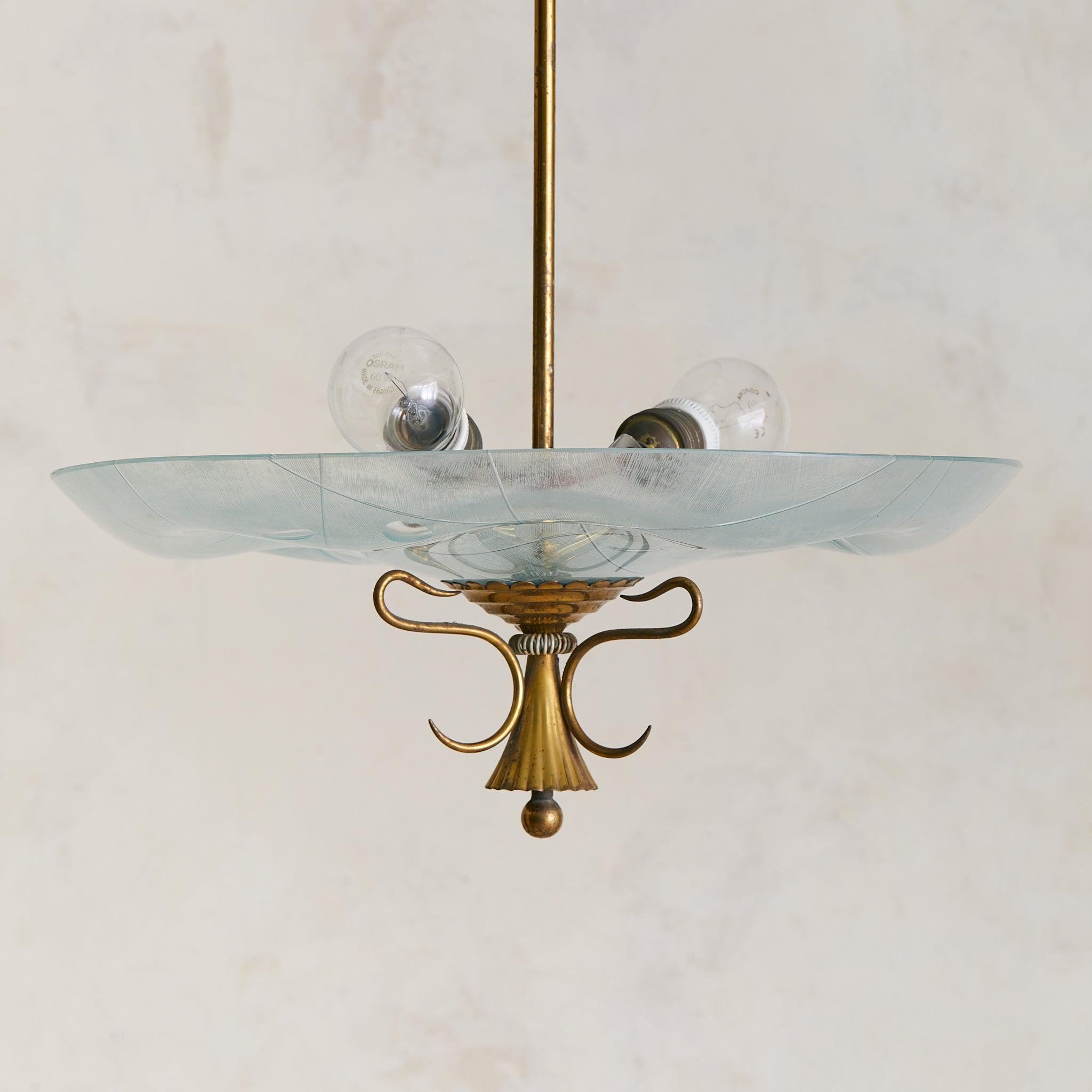 italien Italian Brass + Etched Glass Pendant in the Manner of Pietro Chiesa, 1950s en vente