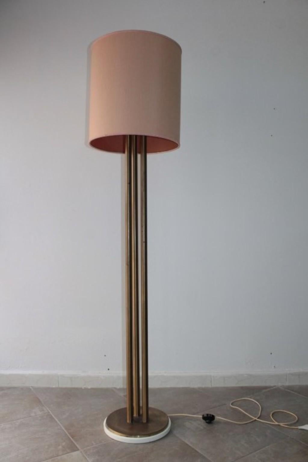 Italian Brass Floor Lamp 1960s In Good Condition For Sale In Palermo, Palermo