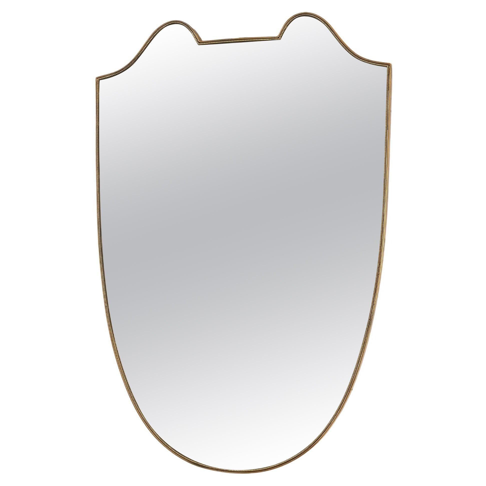 Espejo escudo italiano con marco de latón al estilo de Gio Ponti