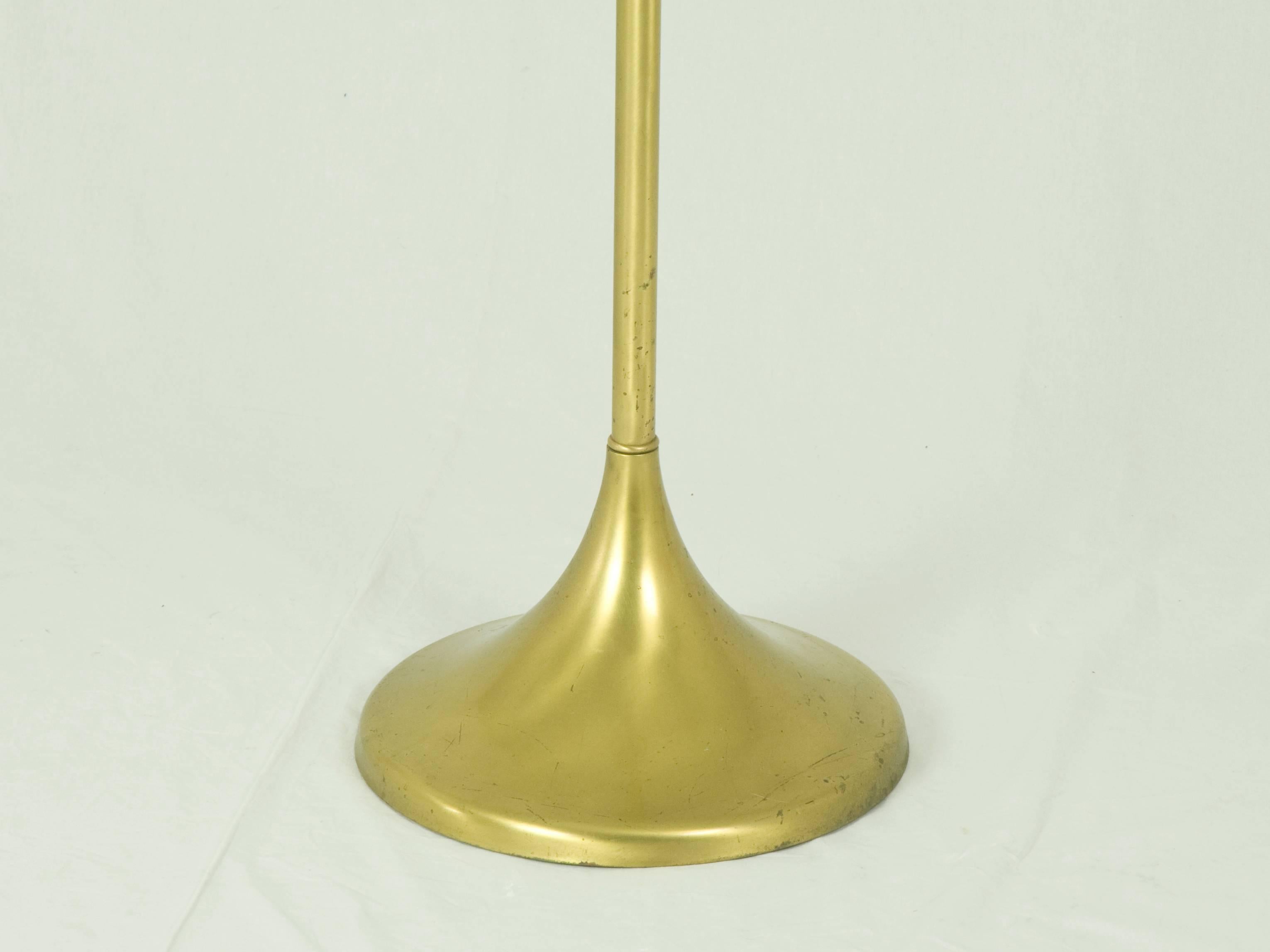 Italian Brass Freestanding andTilting 1960/1970s Floor Mirror For Sale 1