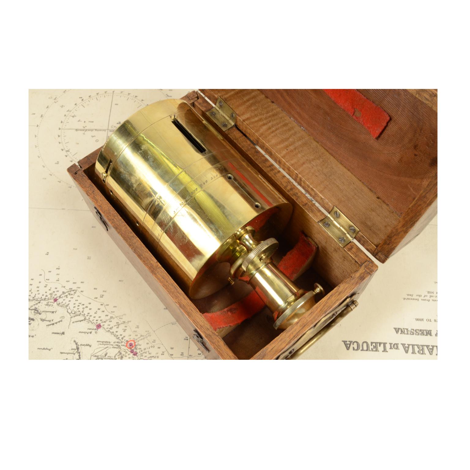 Italian Brass Land-Surveyor Instrument Made in 1860 with its Original Walnut Box For Sale 10
