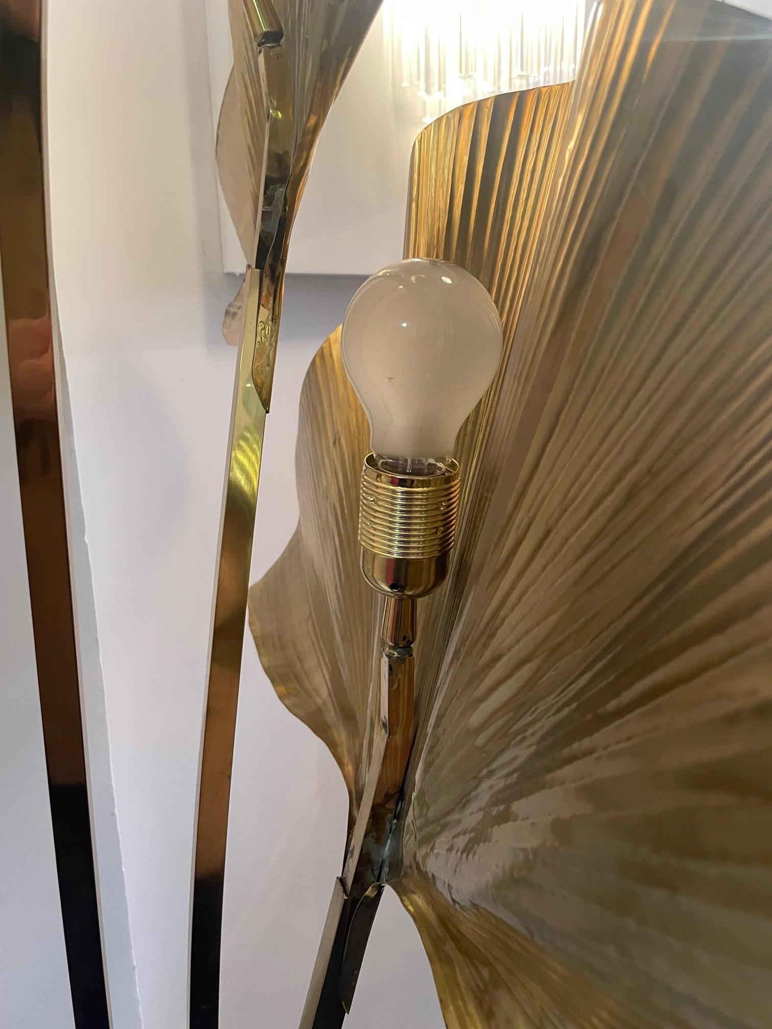 Italian Brass Leaf-Shaped Floor Lamp 7