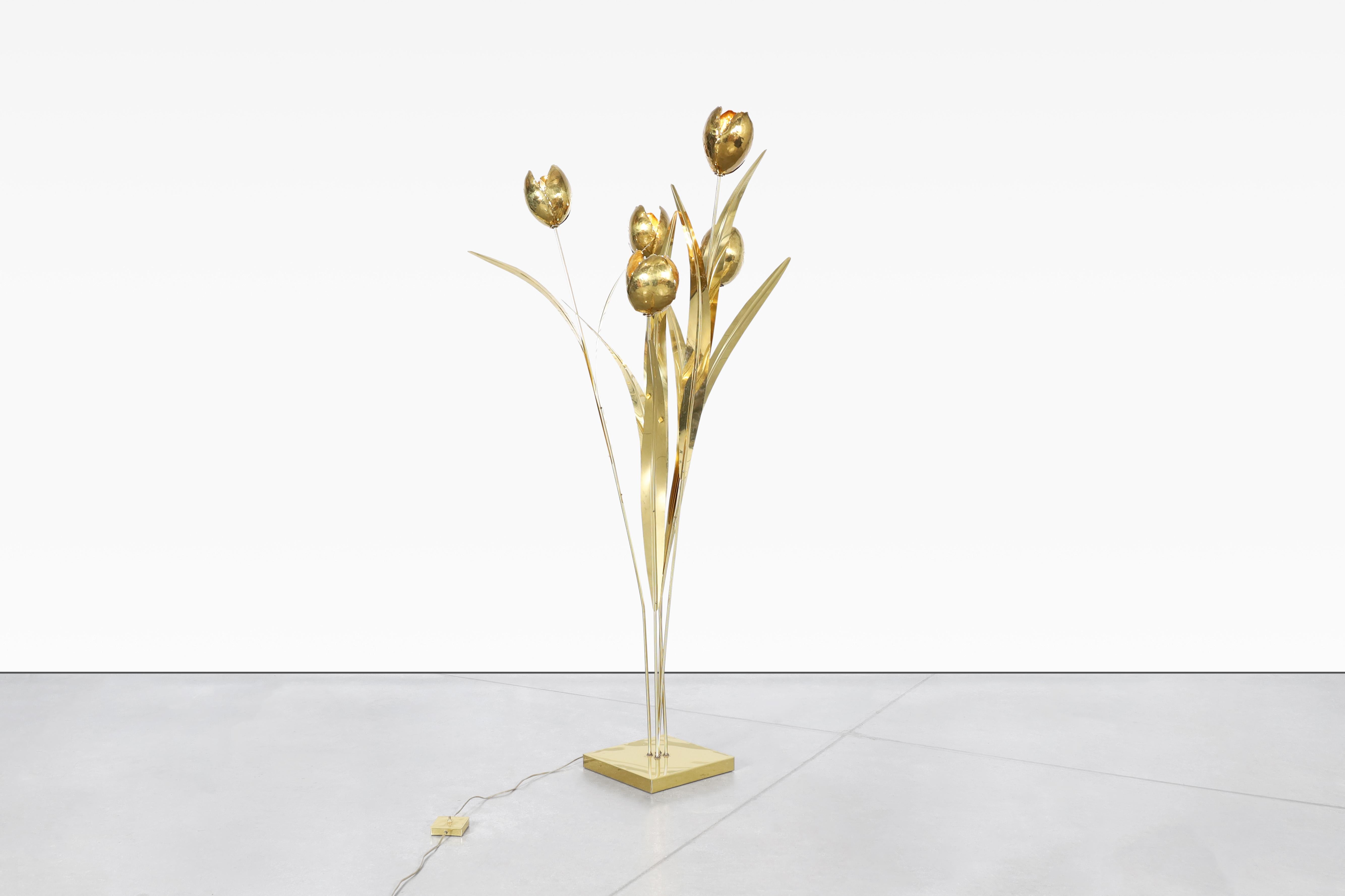 Métal Sculpture de lampadaire grandeur nature en laiton italien en vente