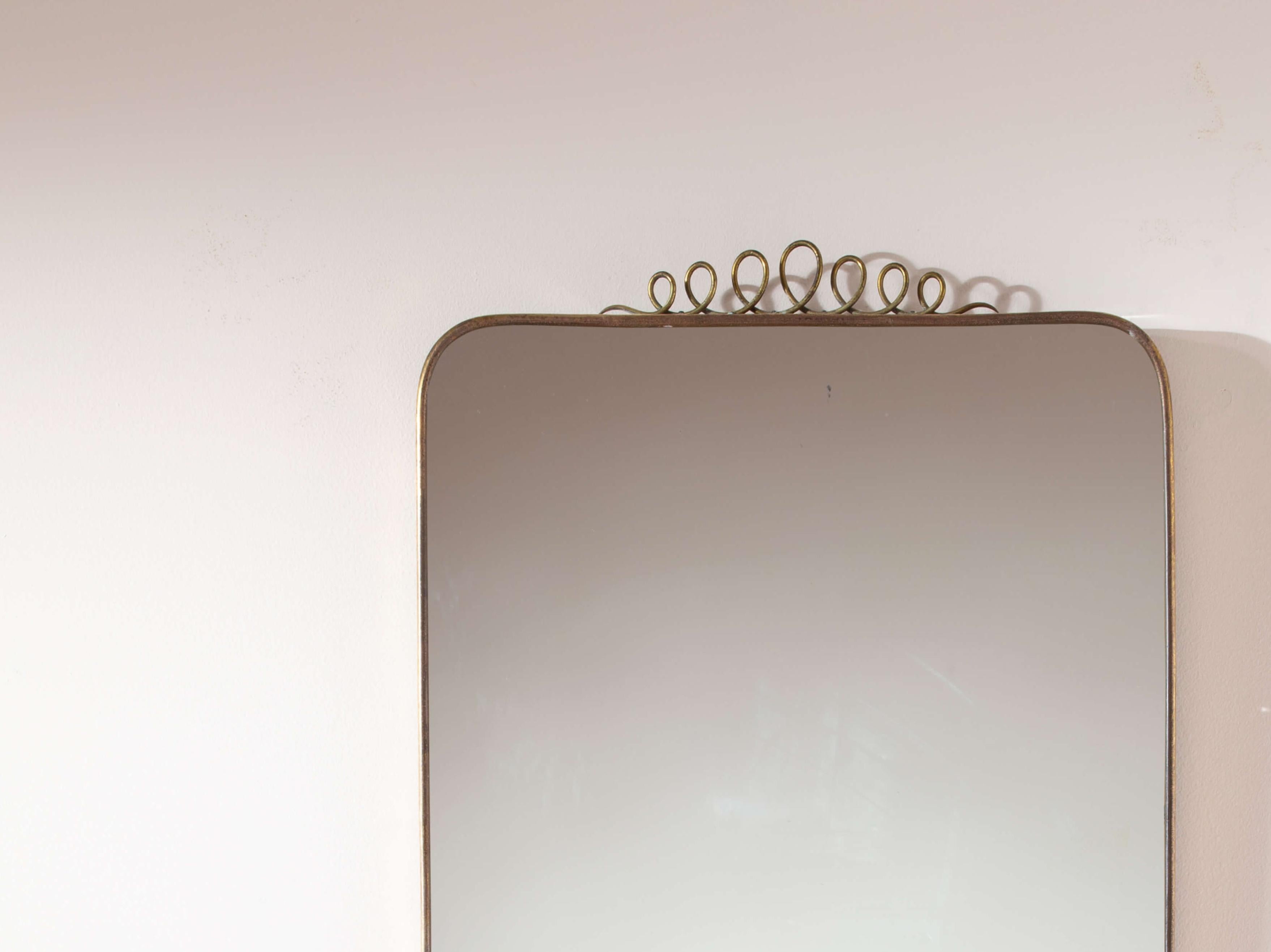 Italian brass mirror in the style of Gio Ponti, italy, early 1960s In Good Condition In Chiavari, Liguria