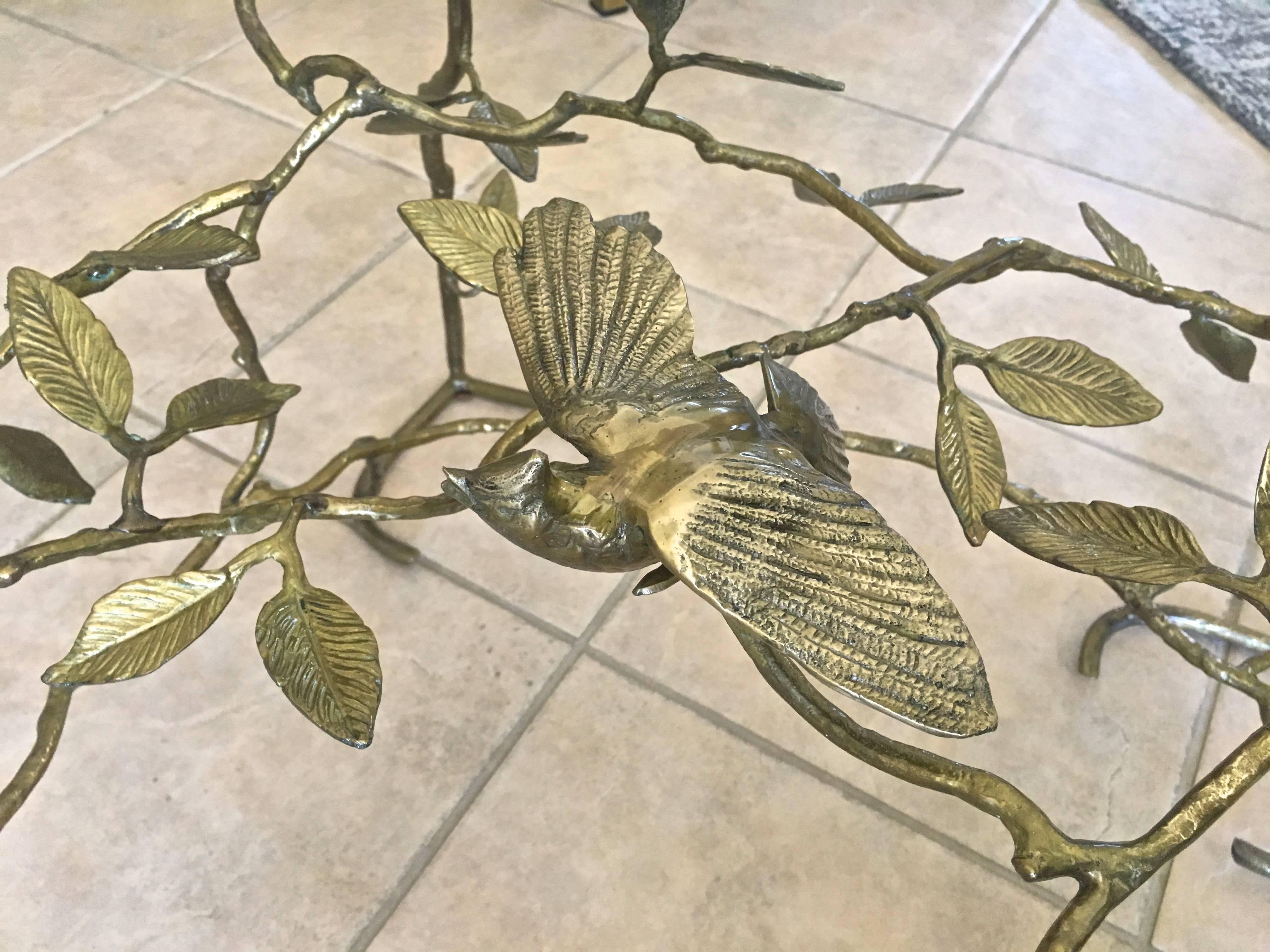 Table à cocktail en laiton italien:: arbre et oiseau organiques 5