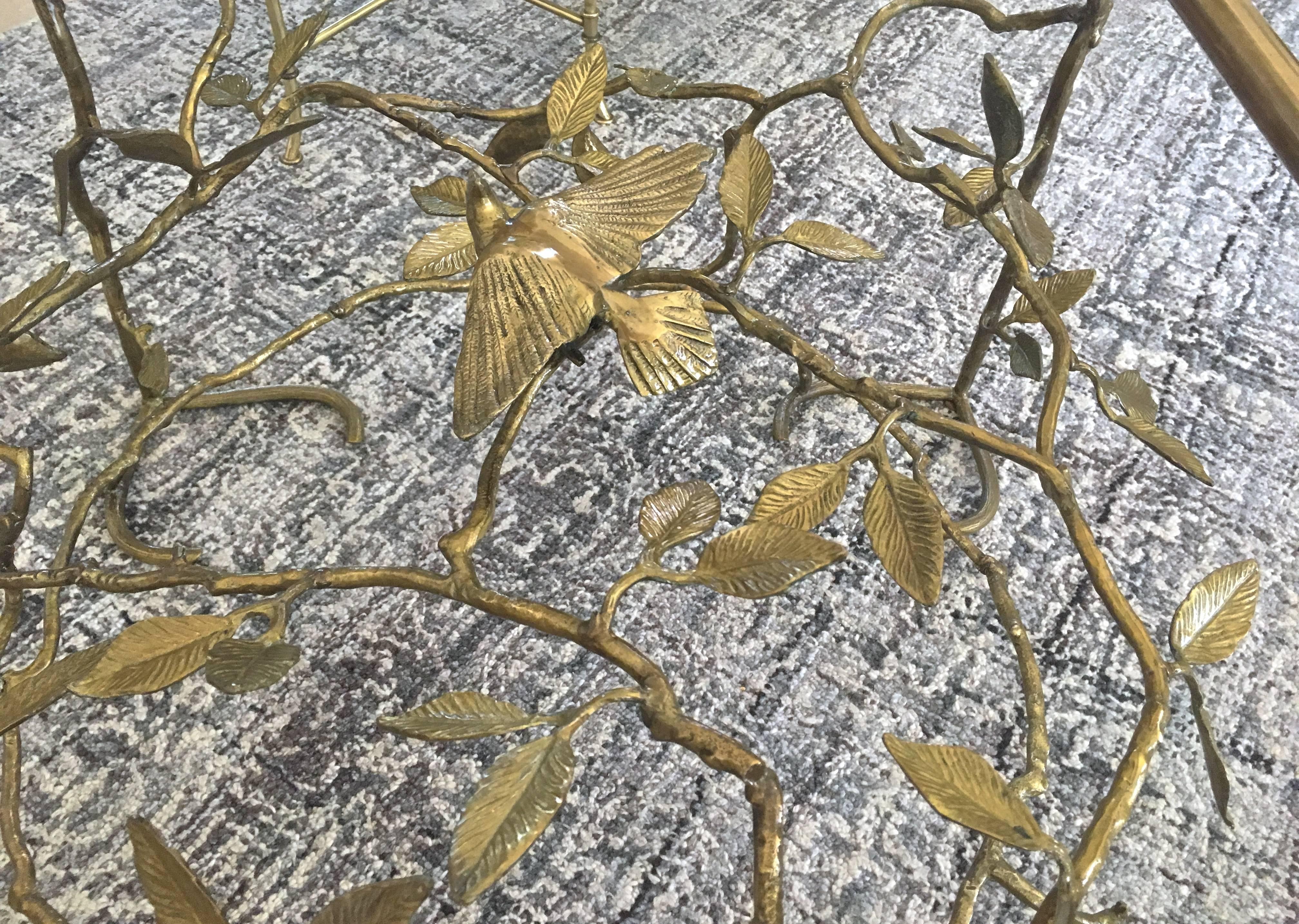 Table à cocktail en laiton italien:: arbre et oiseau organiques 6