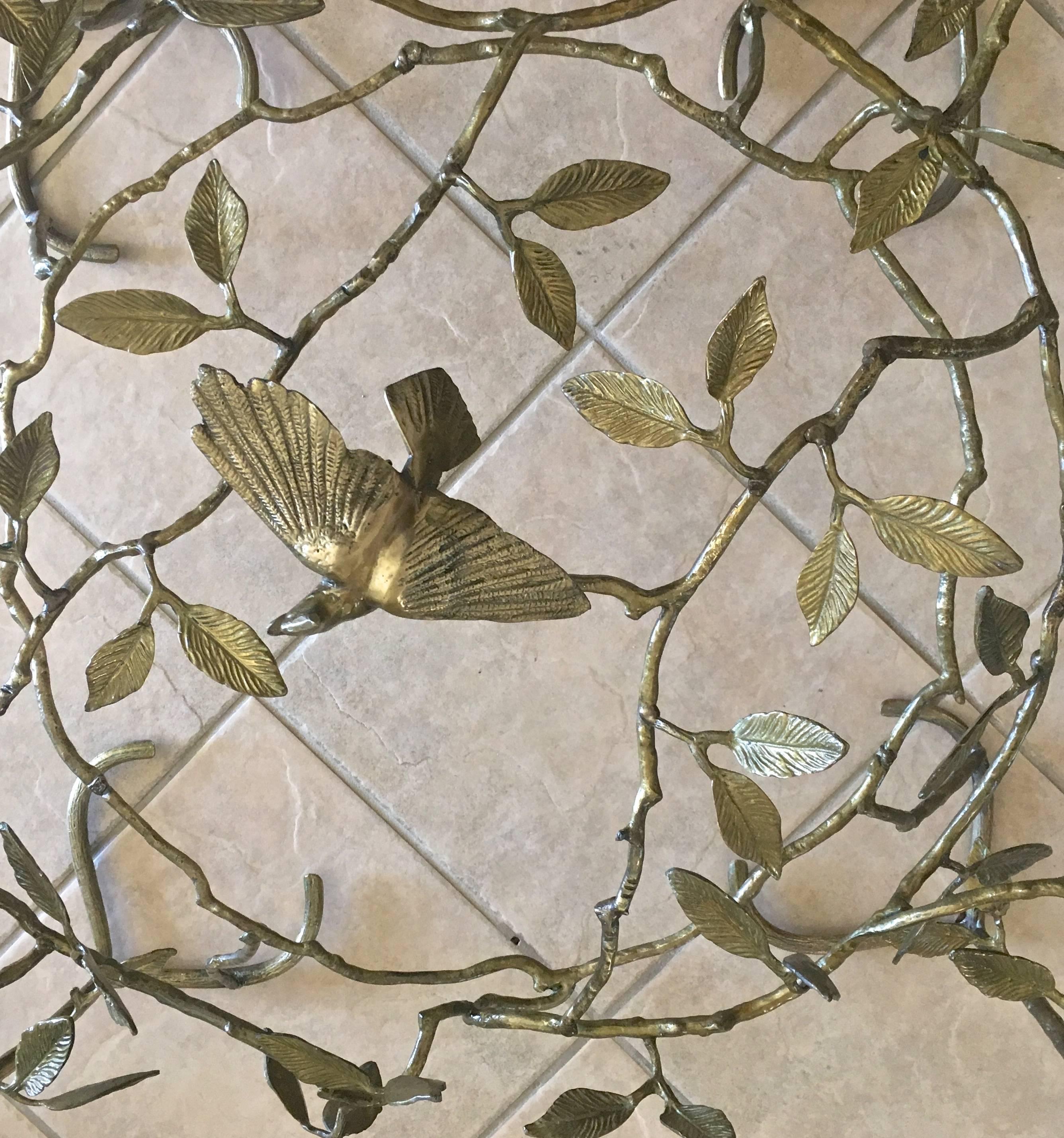 Table à cocktail en laiton italien:: arbre et oiseau organiques 11