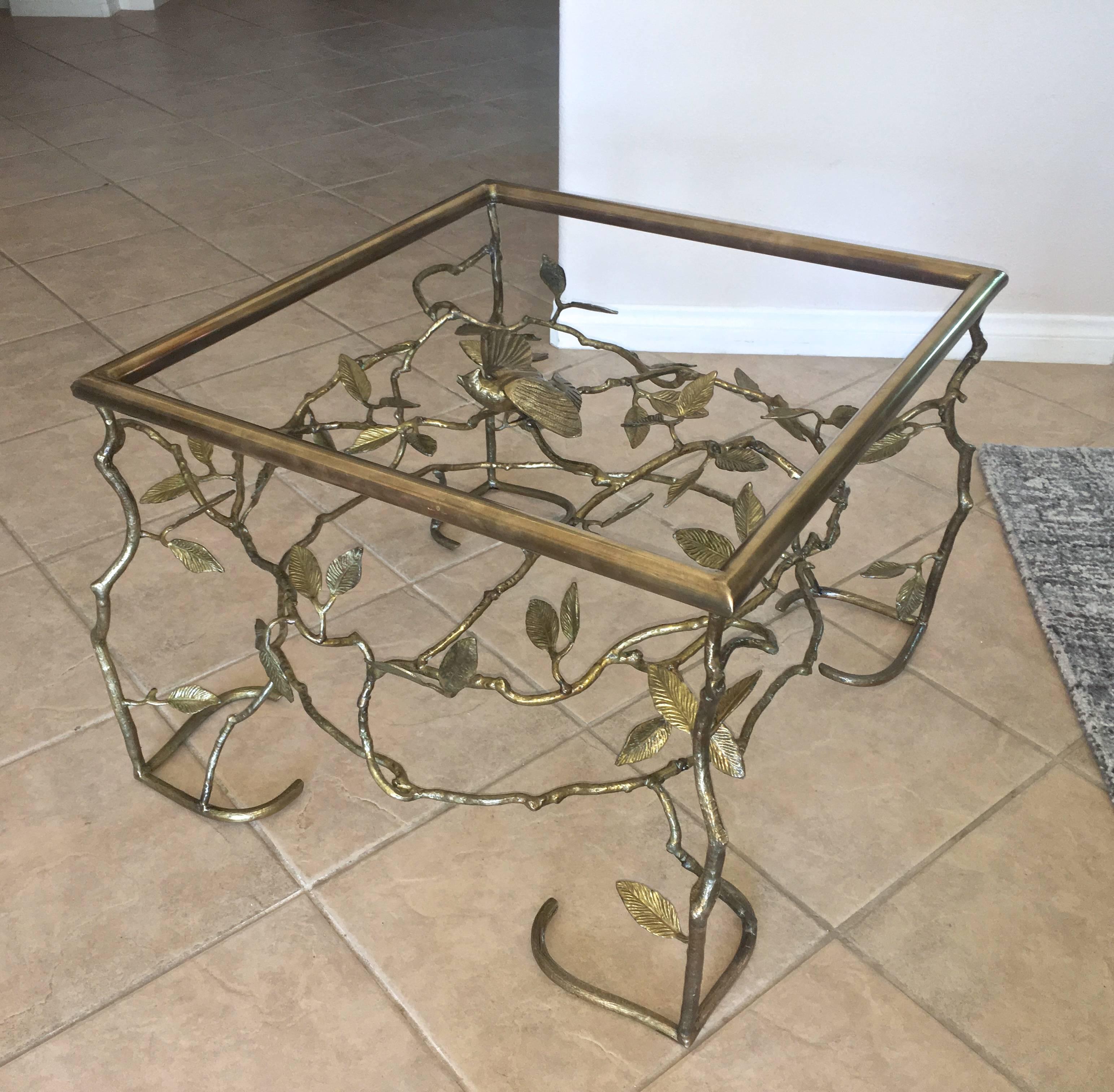 Table à cocktail en laiton italien:: arbre et oiseau organiques 15