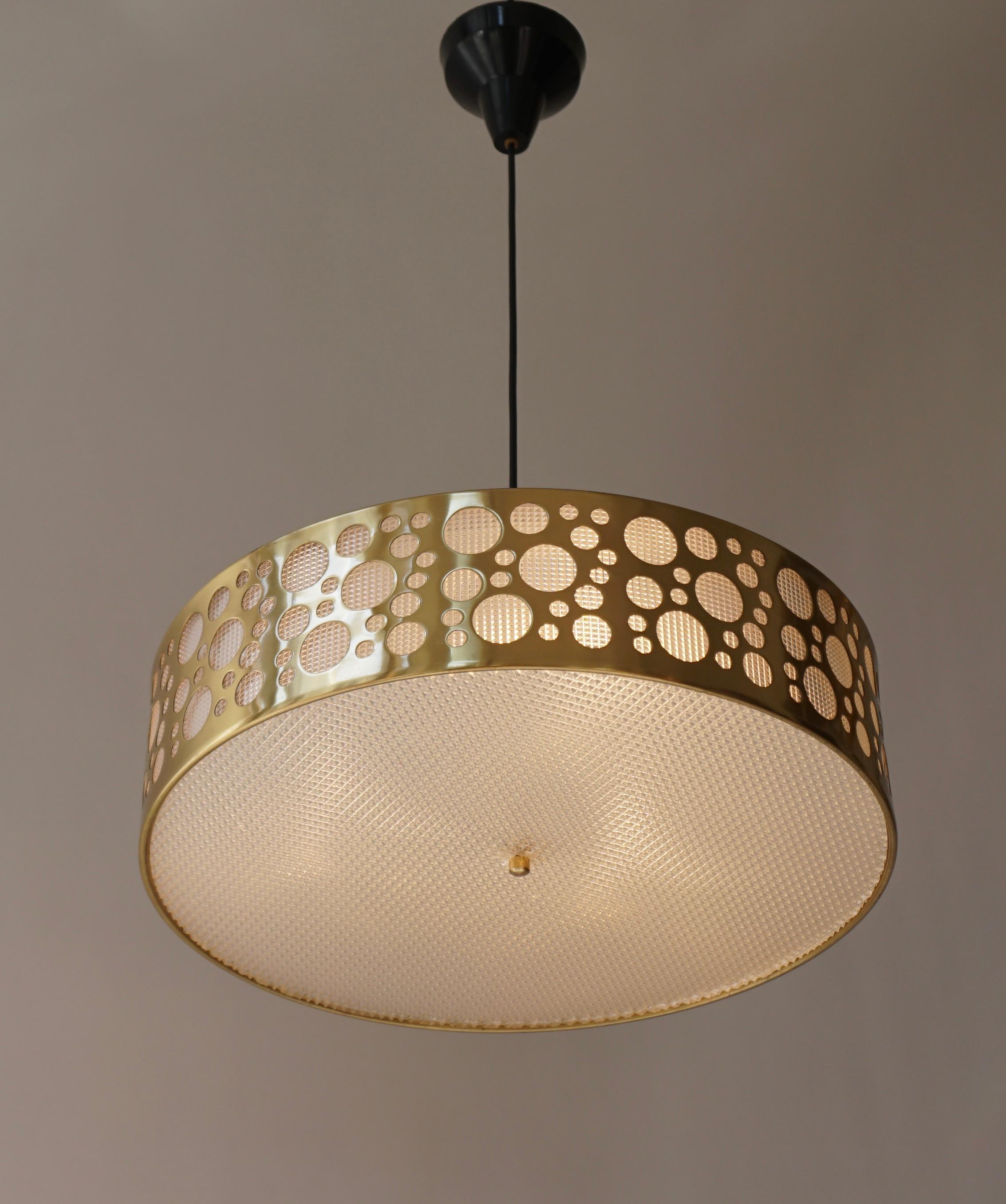 Italian Brass Pendant Light For Sale 5