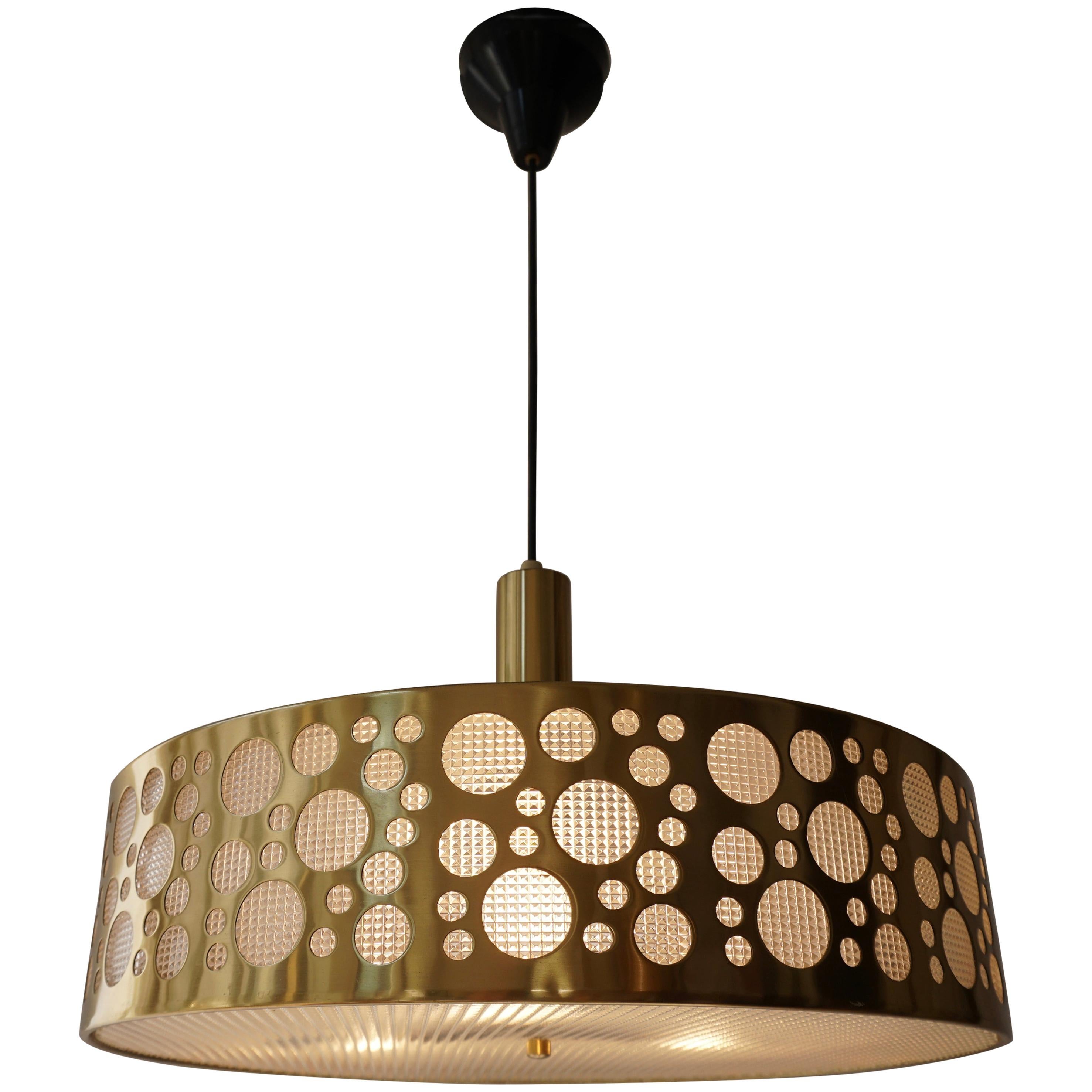 Lampe pendante italienne en laiton en vente