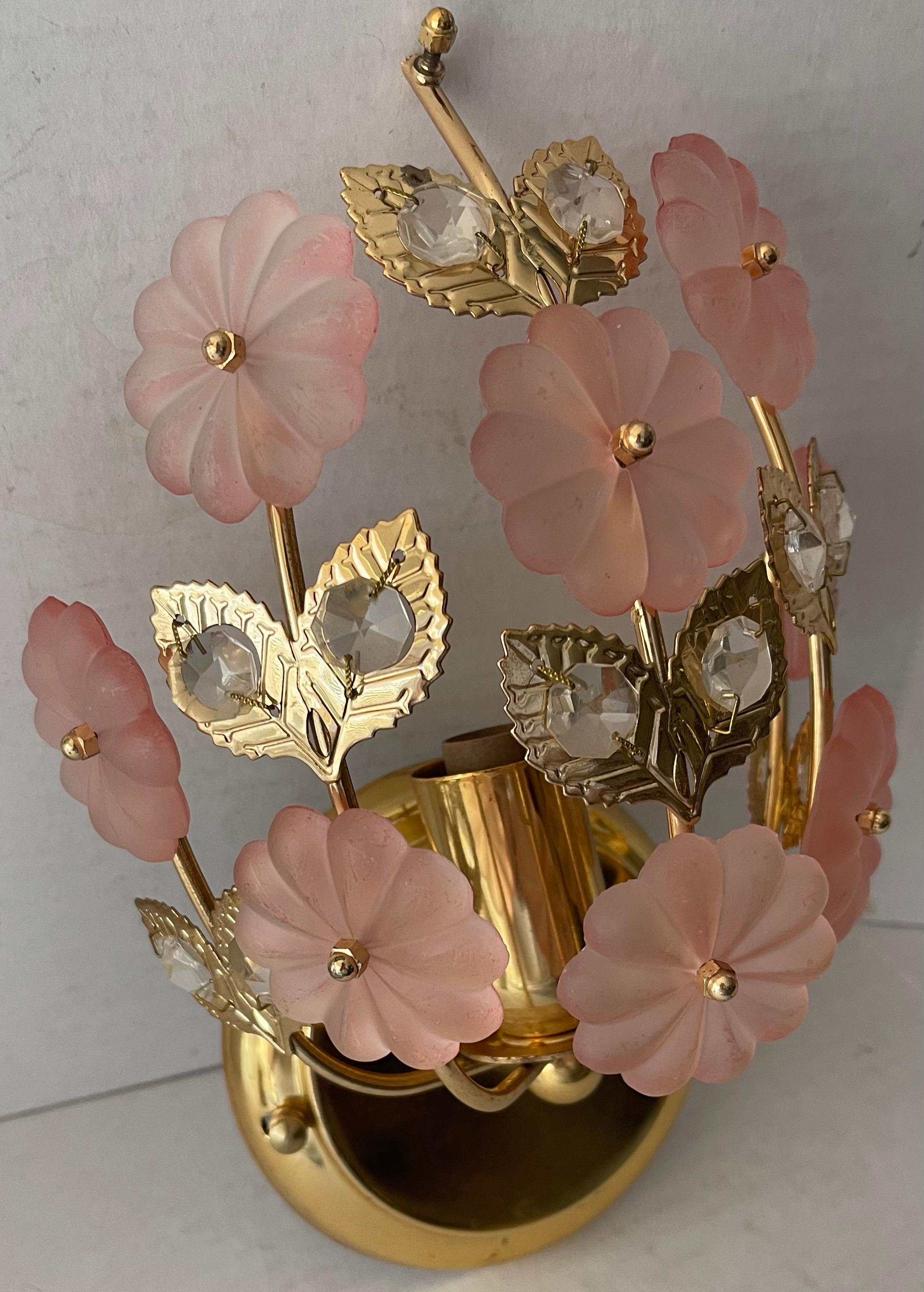 Scontrino singolo in ottone italiano e vetro a fiori rosa In condizioni buone in vendita a Stamford, CT