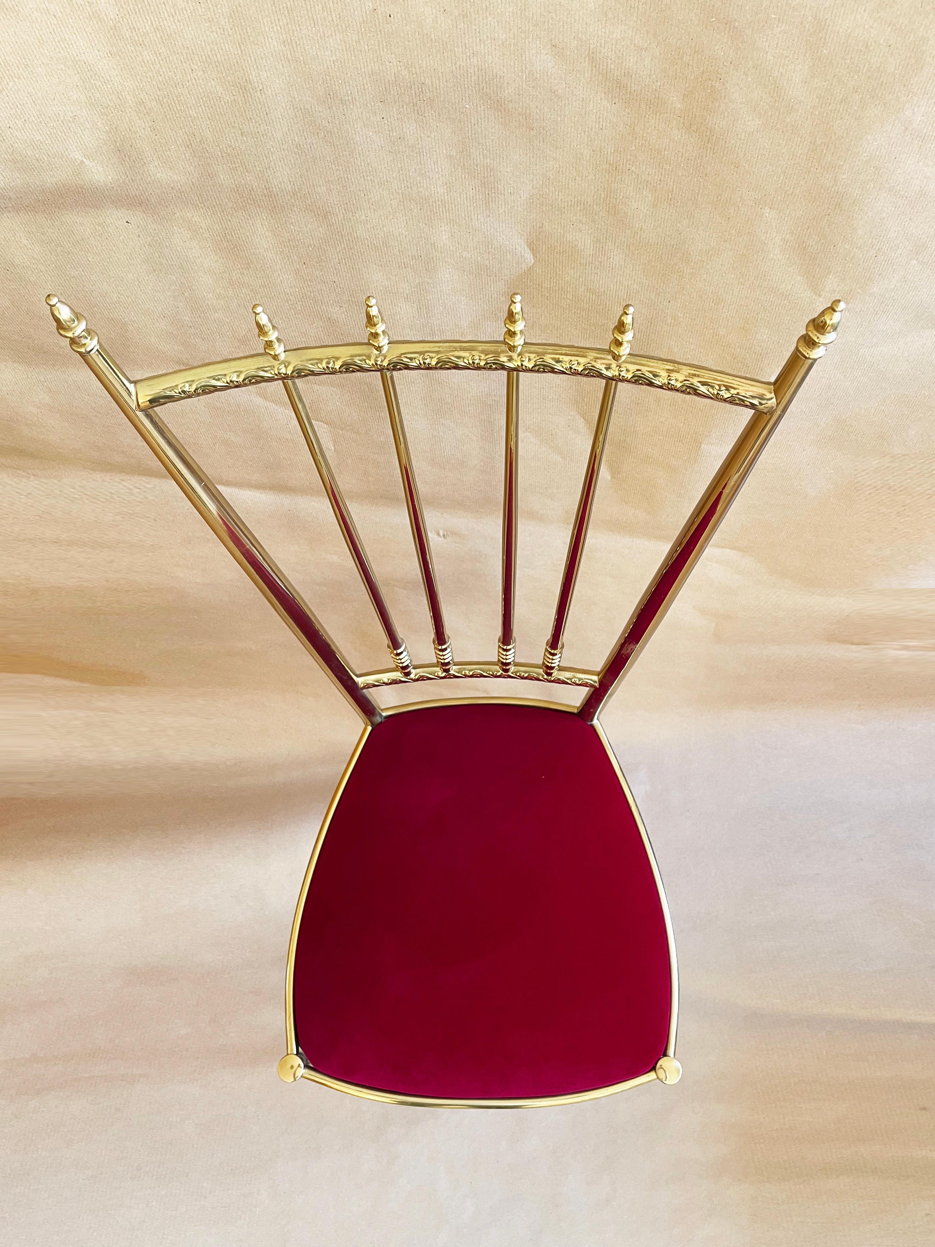 Italian Brass & Red Velvet Chiavari Style Vanity or Side Chair, 1960s Italy In Good Condition For Sale In Andernach, DE