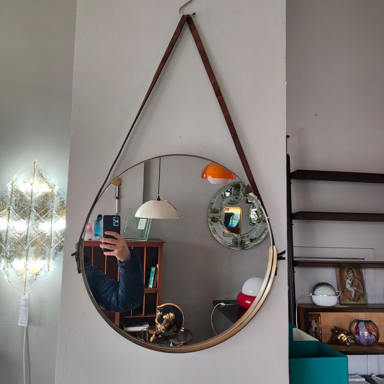 Miroir rond italien en laiton dans le style d'Ico Parisi, années 1950 en vente 3