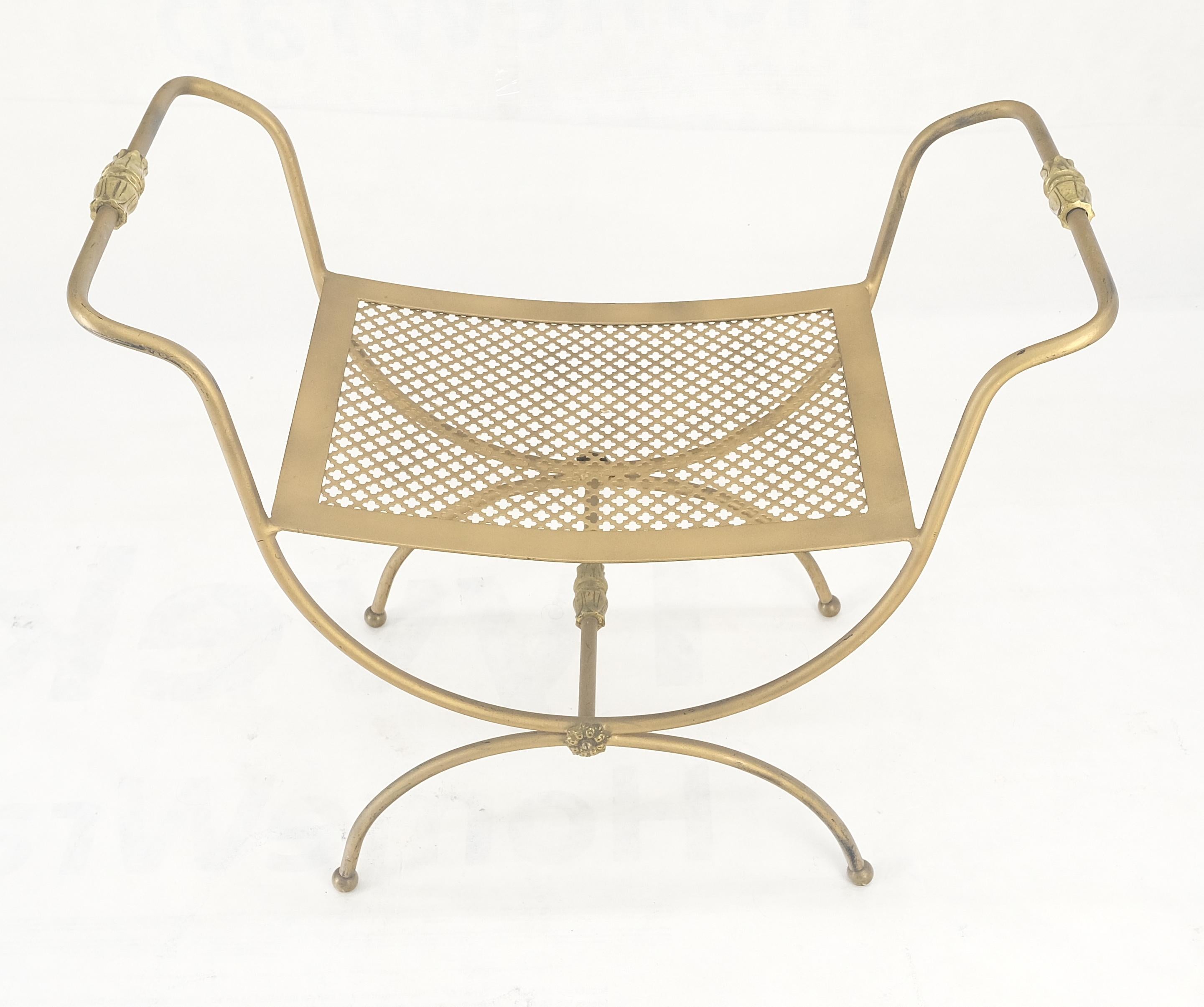 20th Century Italian Brass & Steel Bent Wire Ball Feet Gold Upholstery Cushion Window Bench For Sale