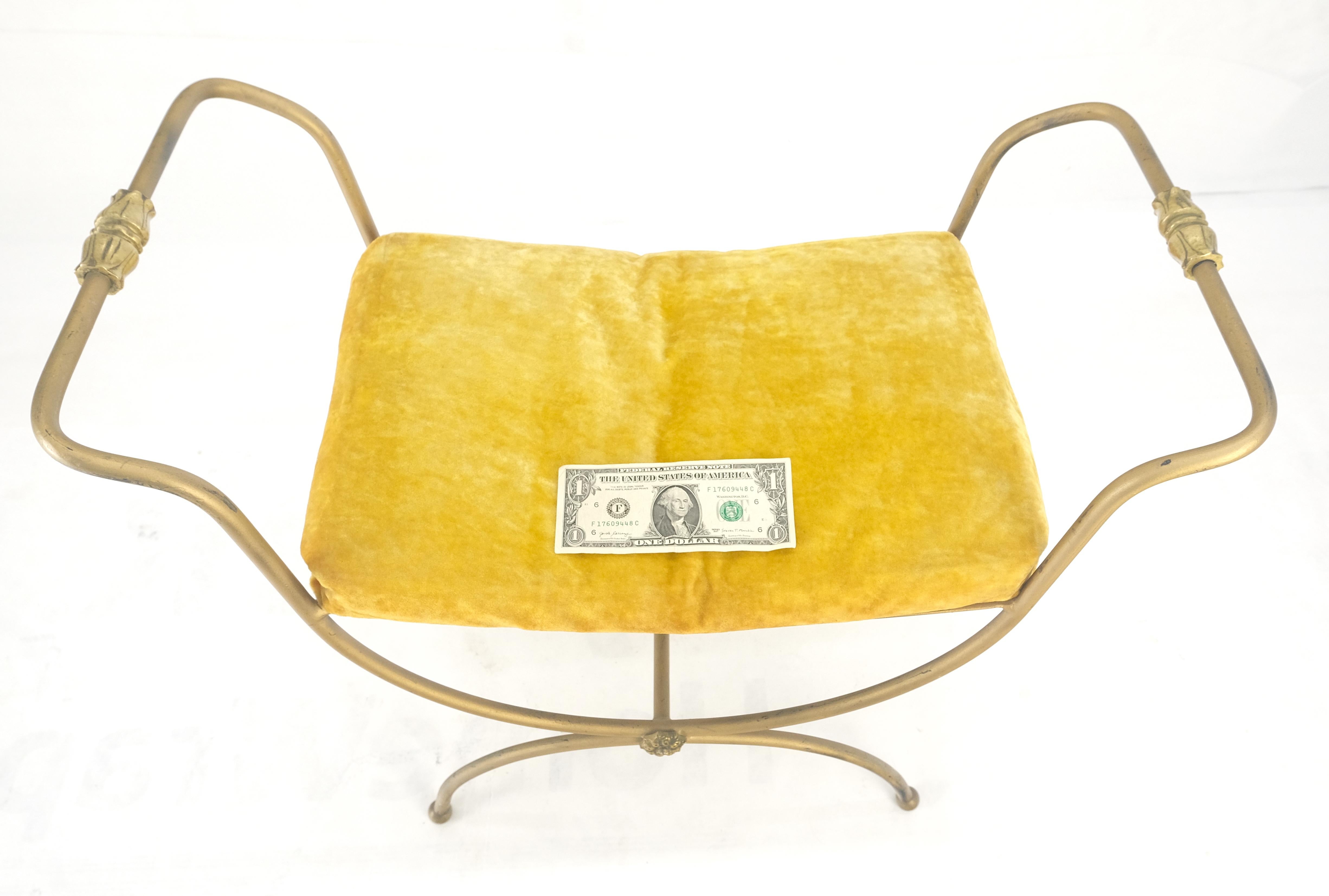 Italian Brass & Steel Bent Wire Ball Feet Gold Upholstery Cushion Window Bench For Sale 2