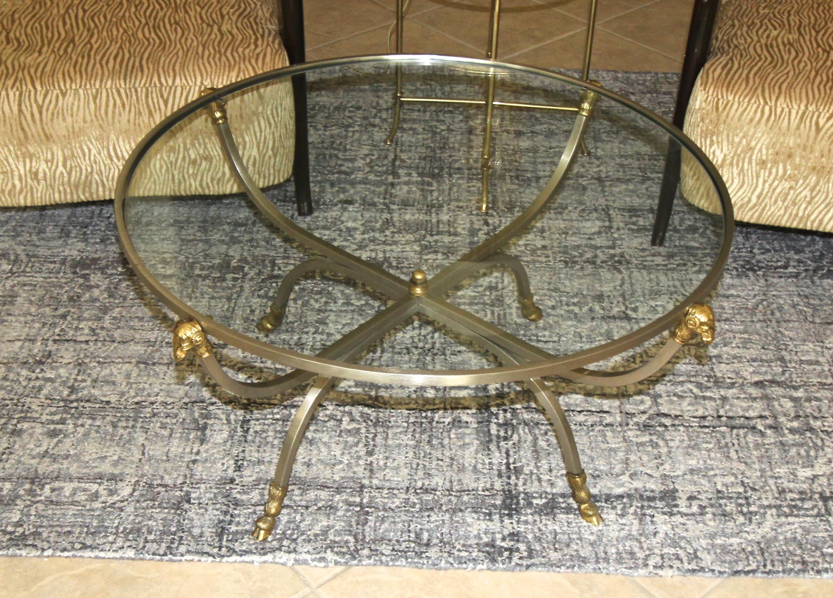 Italian Brass Steel Jansen Style Round Cocktail Coffee Table In Good Condition For Sale In Palm Springs, CA
