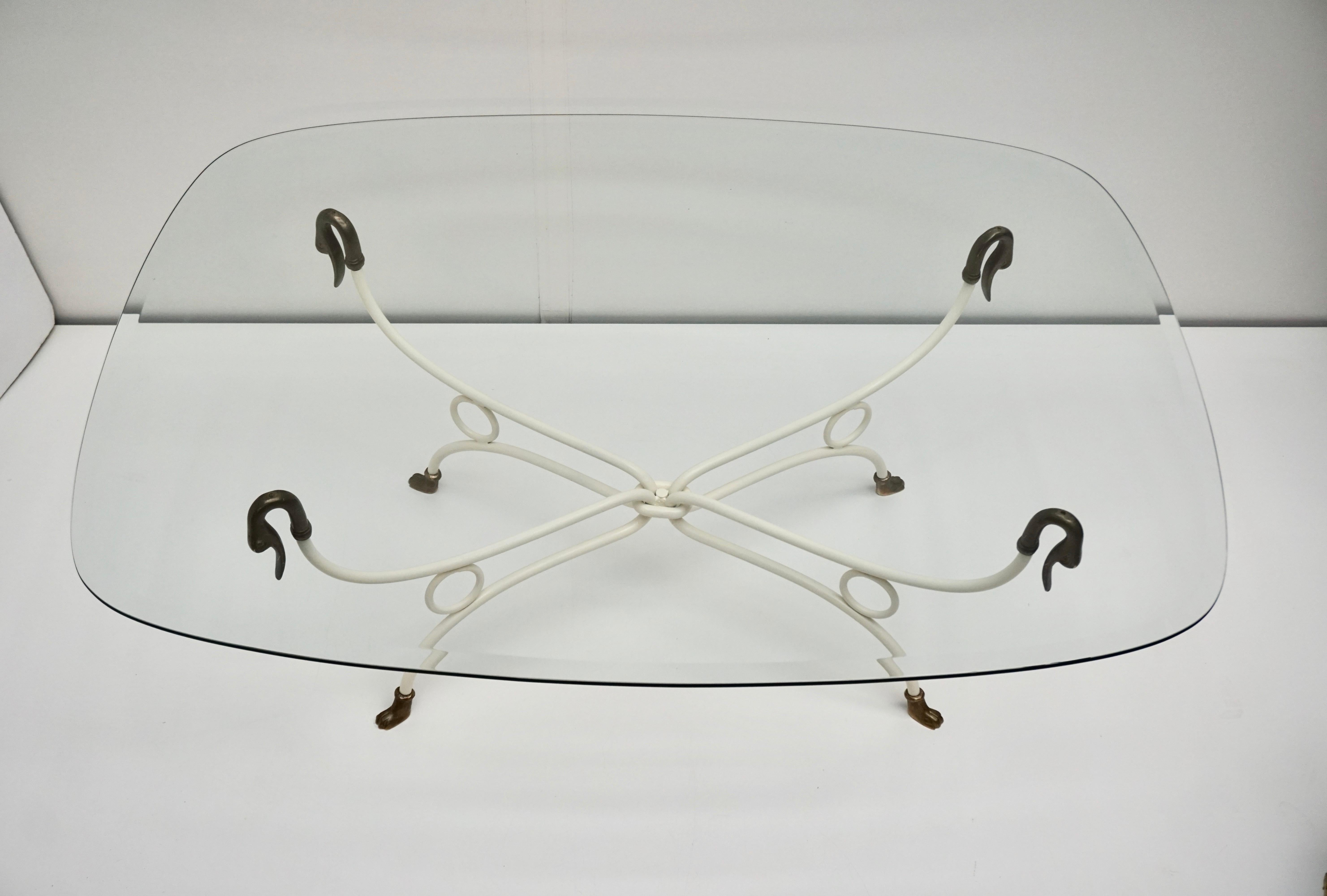Italian Brass Swan Coffee Table, 1950s In Good Condition For Sale In Antwerp, BE