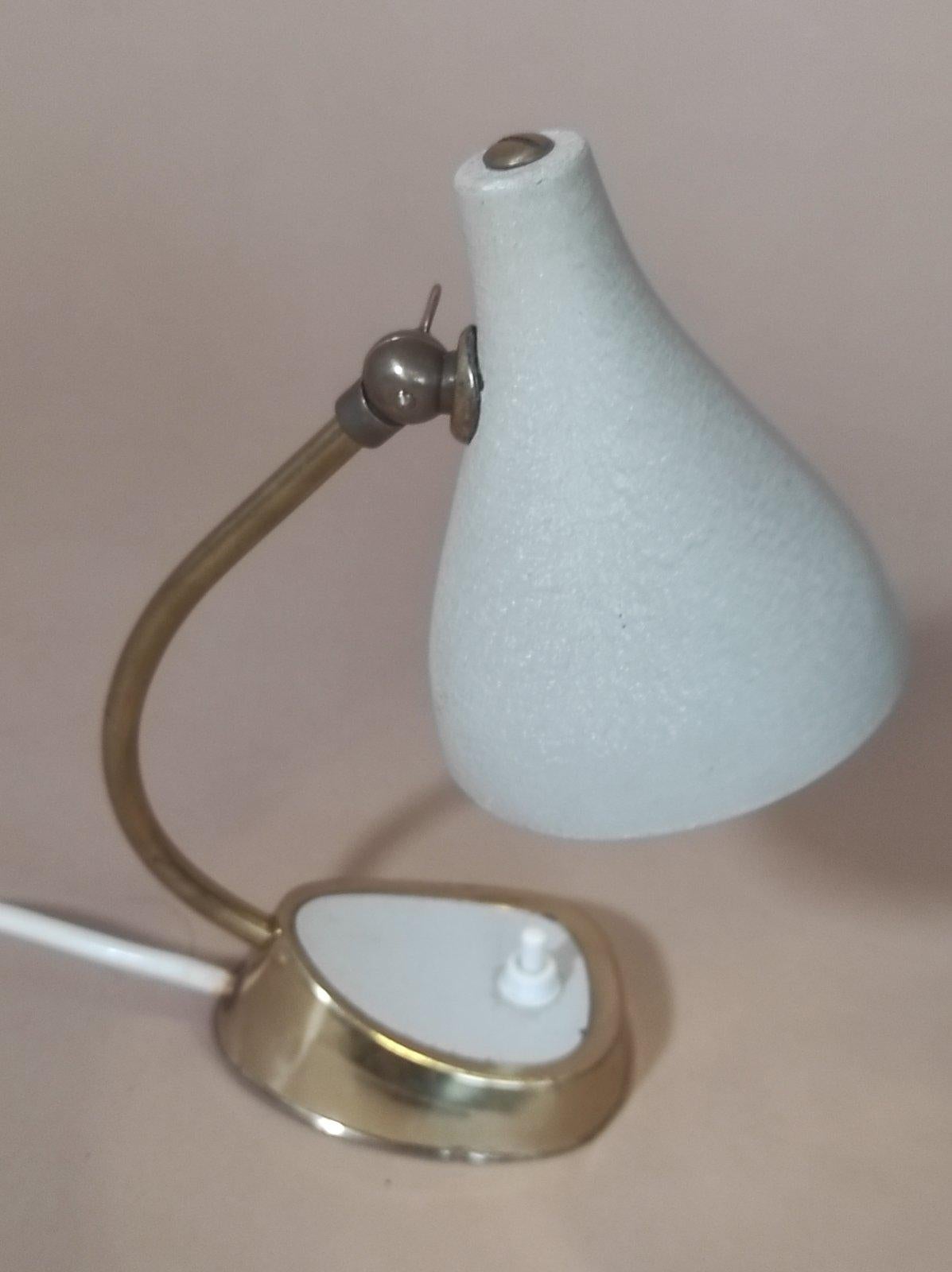 Mid-Century Modern Italian Brass table Lamp 1950s For Sale