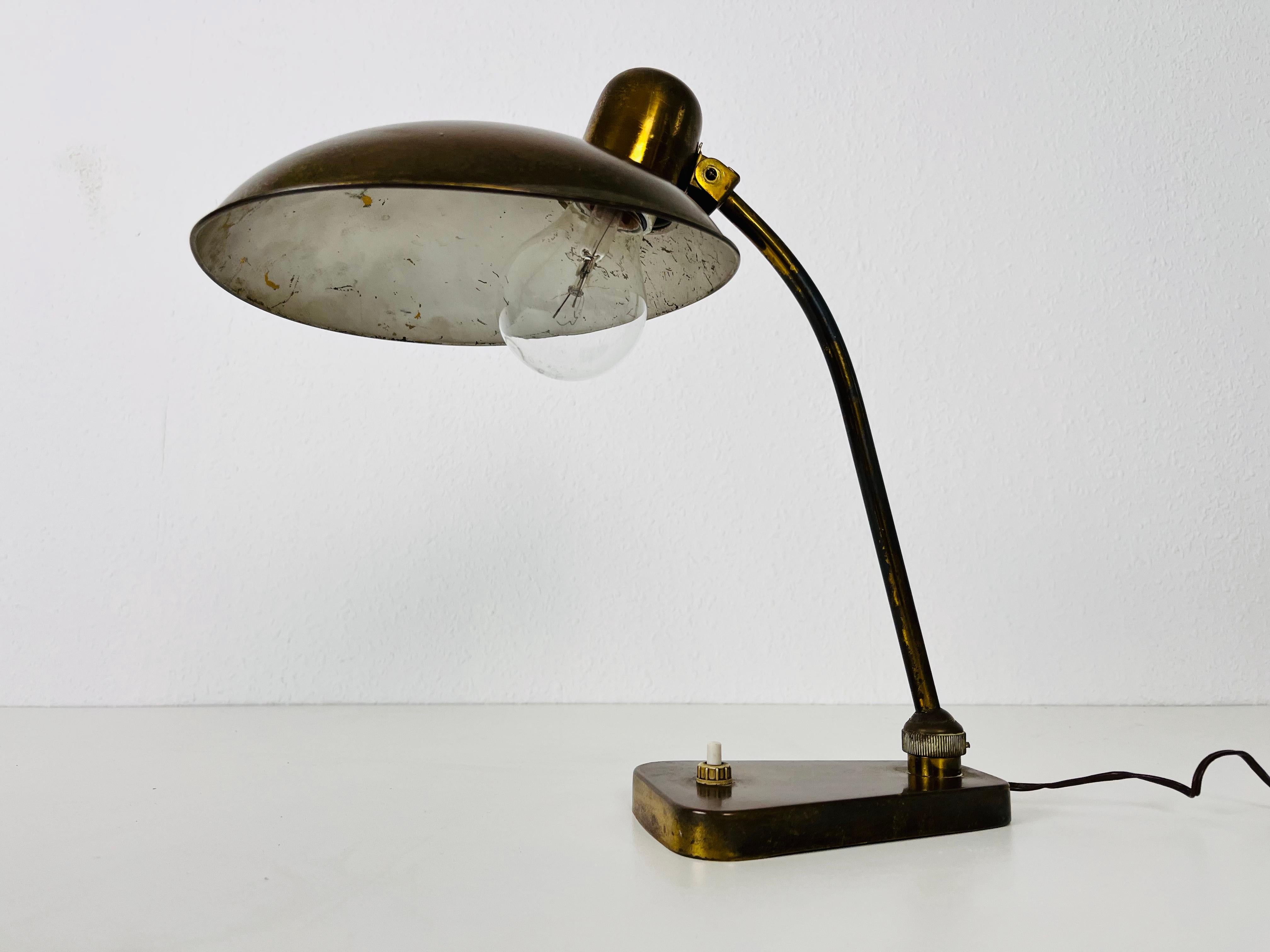 Mid-20th Century Italian Brass Table Lamp, 1960s, Italy For Sale