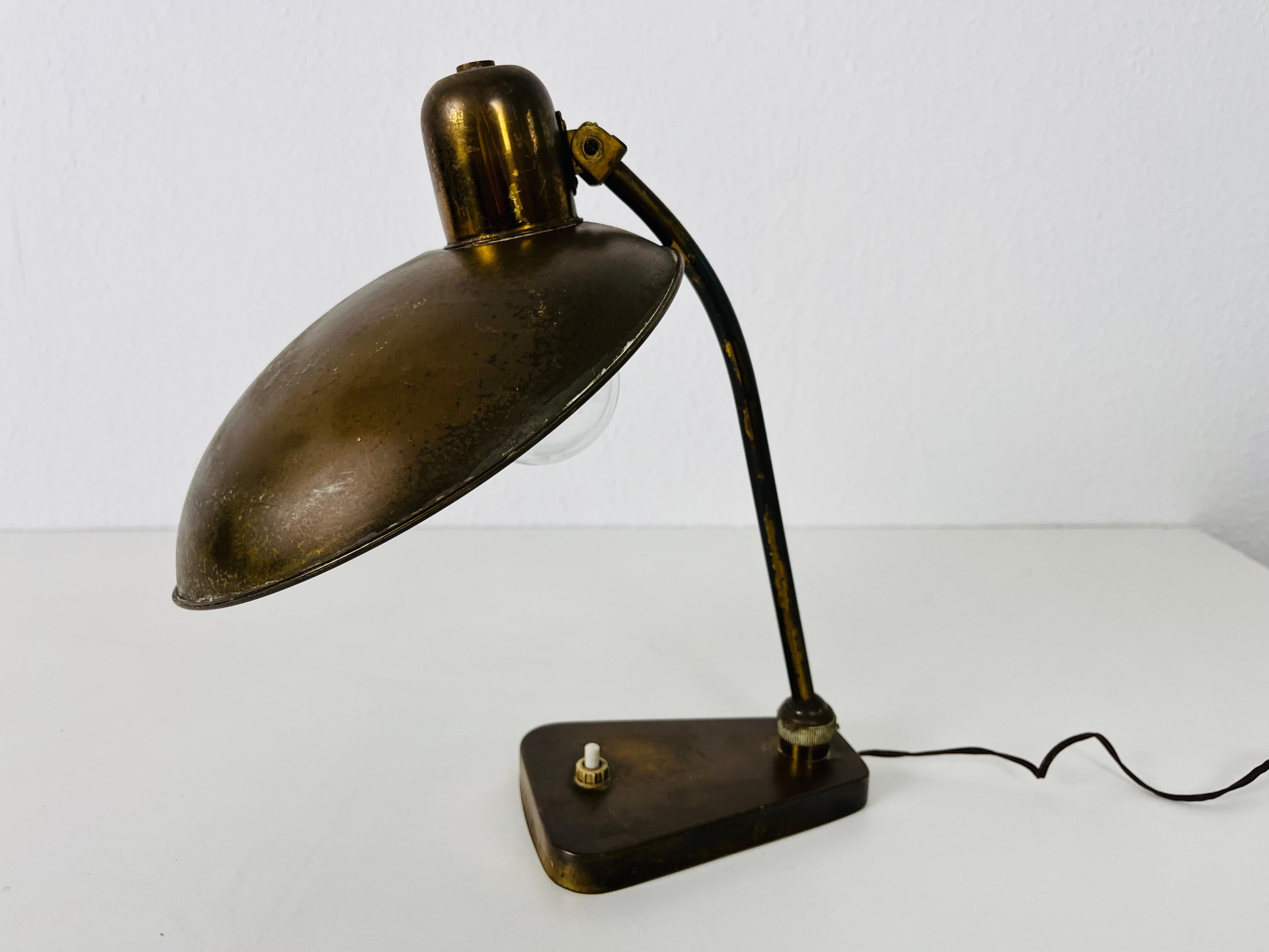 Italian Brass Table Lamp, 1960s, Italy For Sale 1