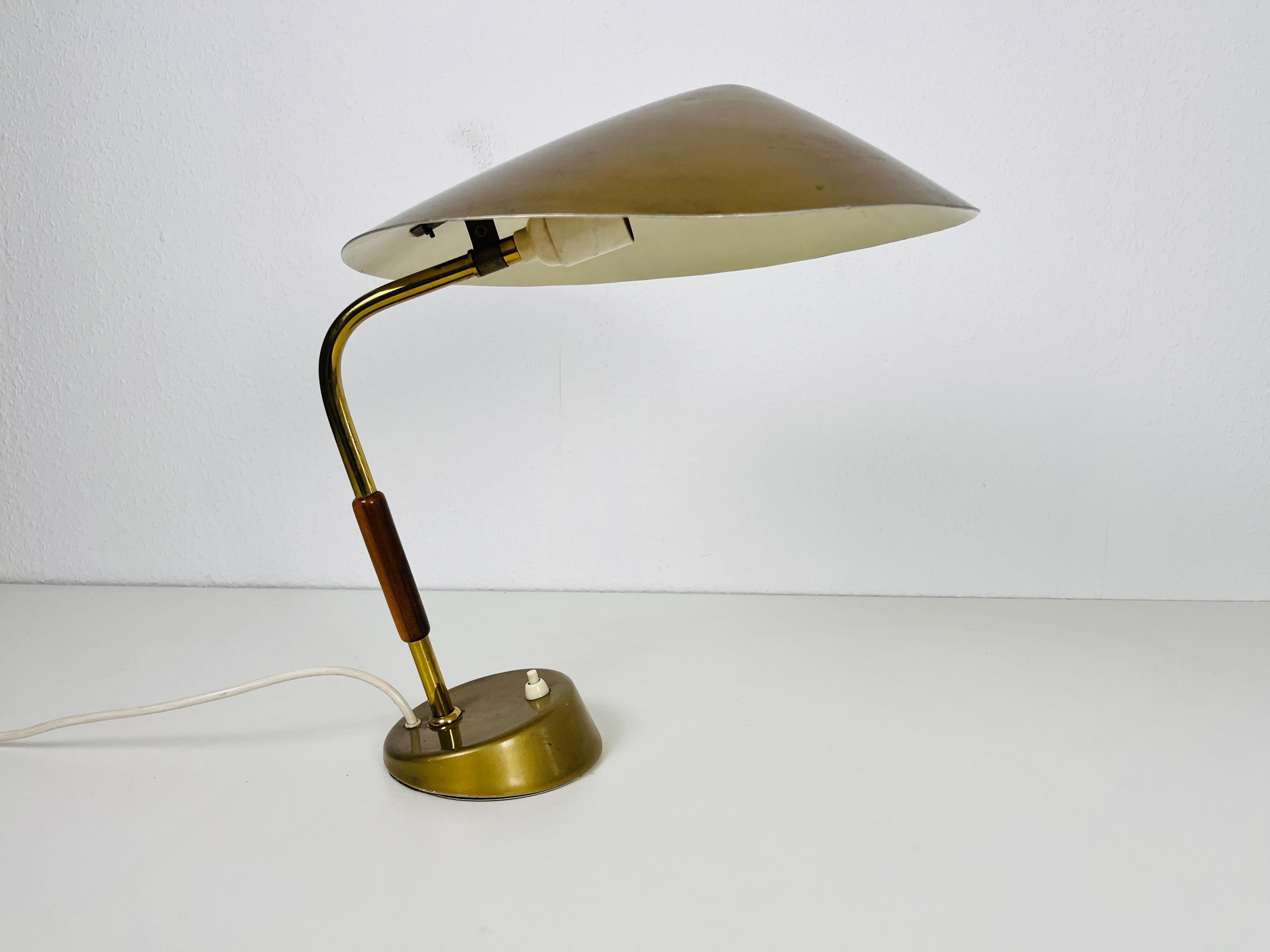 Mid-20th Century Italian Brass Table Lamp in the Style of Stilnovo, 1960s, Italy For Sale