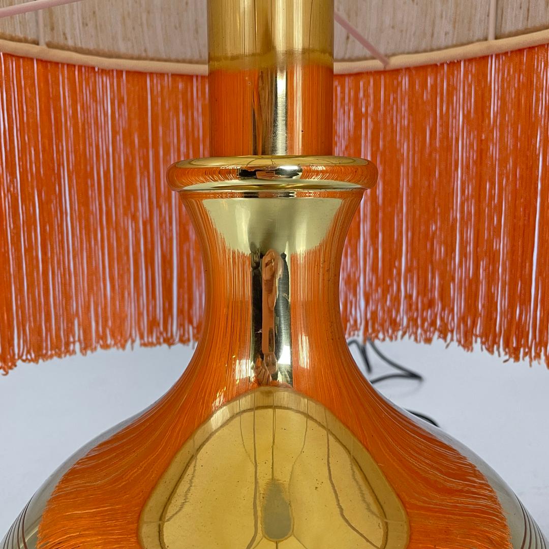 Italian brass table lamp with beige lampshade and orange fringes, 1980s For Sale 5