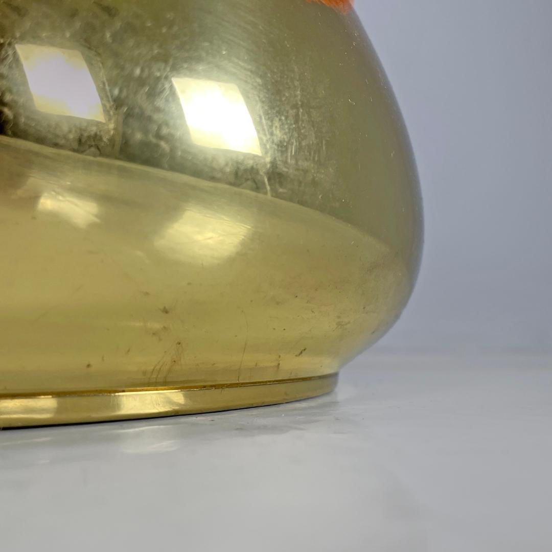 Lampada da tavolo italiana in ottone con paralume beige e frange arancioni, anni '80 in vendita 9