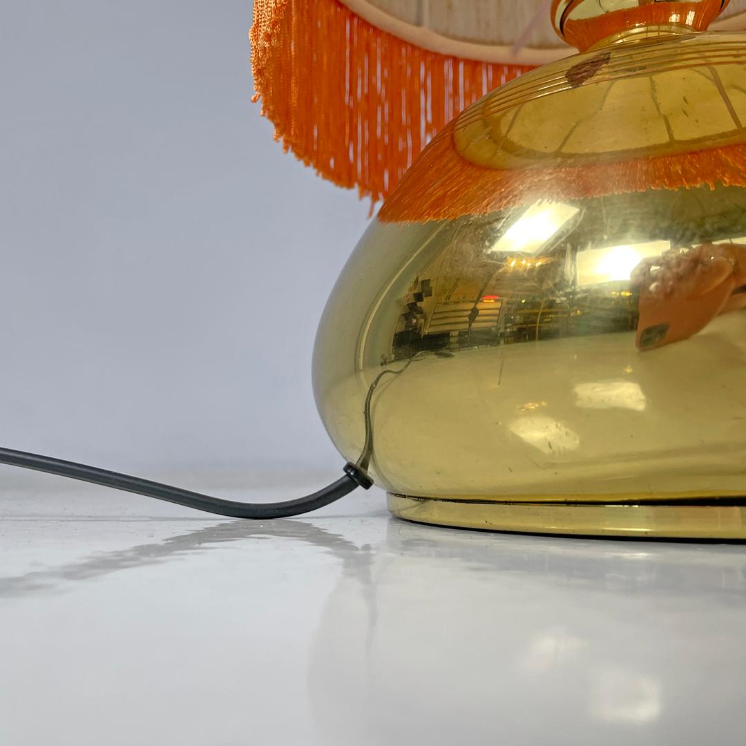 Italienische Messing-Tischlampen mit beigem Lampenschirm und orangen Fransen, 1980er Jahre im Angebot 11
