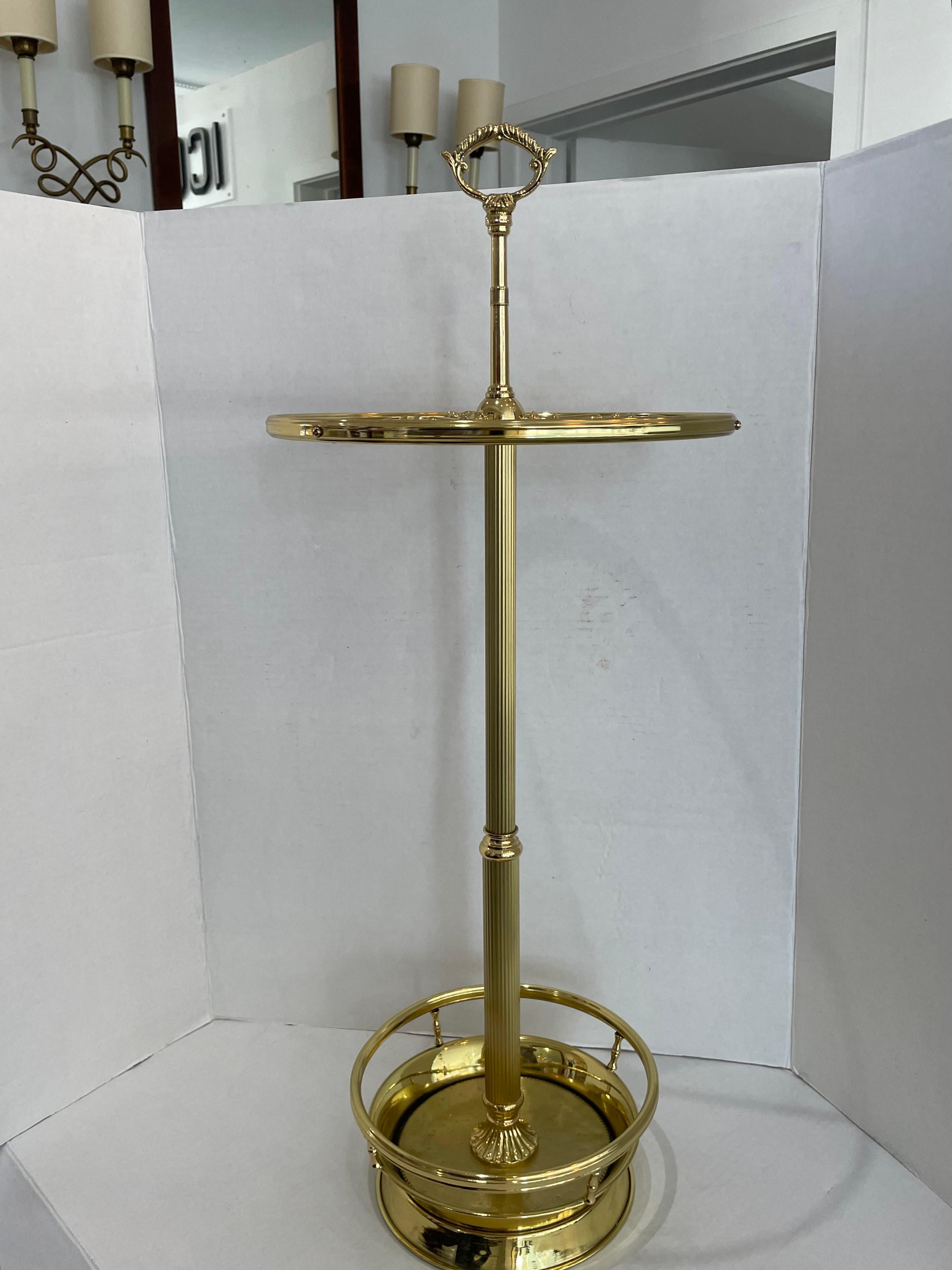 Hollywood Regency Italian Brass Umbrella Stand by F.III ORNSEIGO For Sale