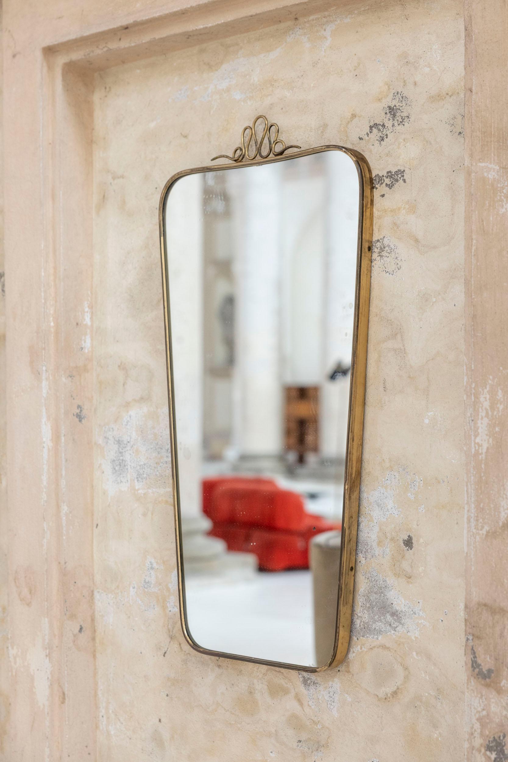 Italian brass wall mirror attributed to Gio Ponti For Sale 2