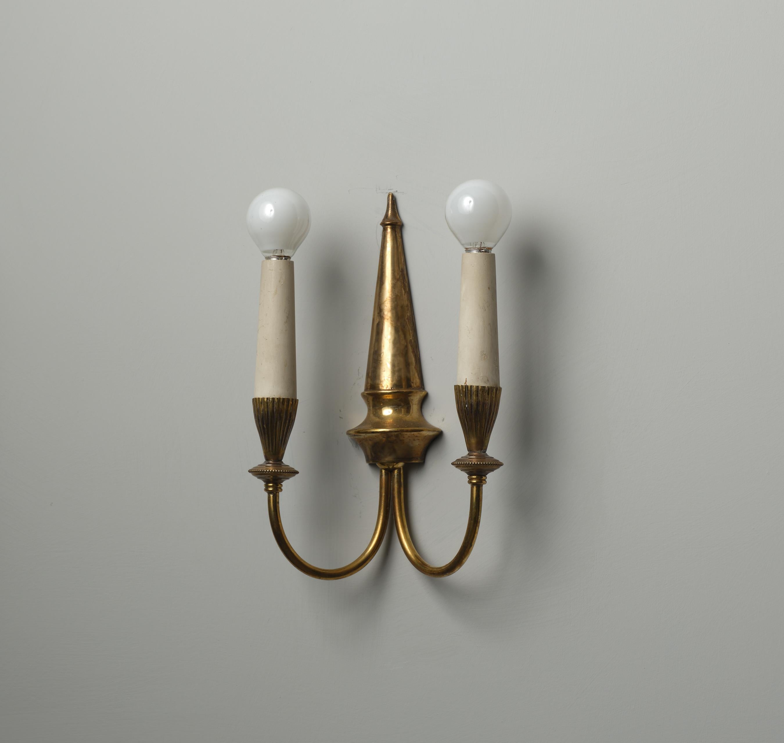 Italian Brass Wall Sconce, 1950s For Sale 3