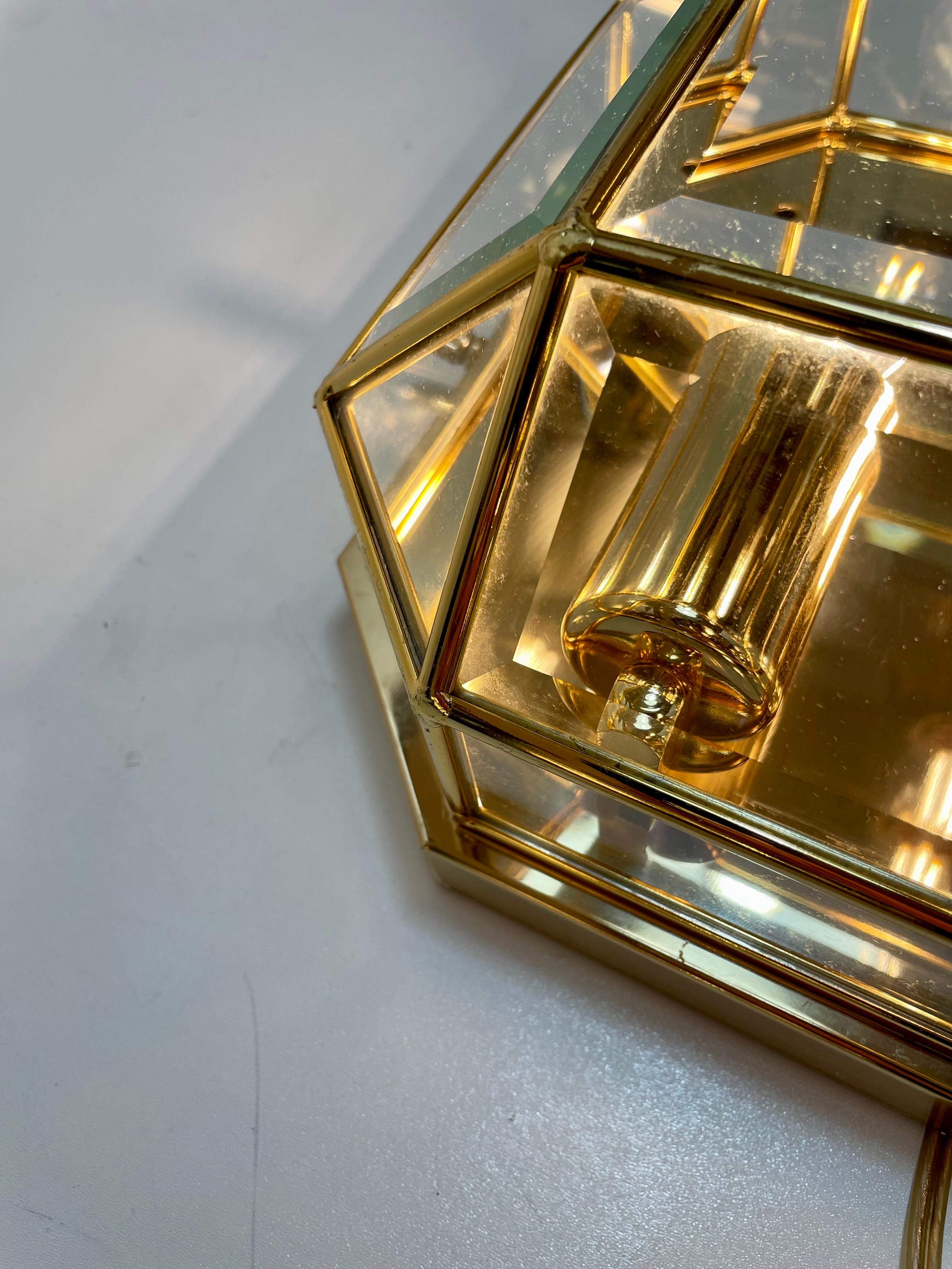 Italian Brass Wall Sconce, 1980s For Sale 3