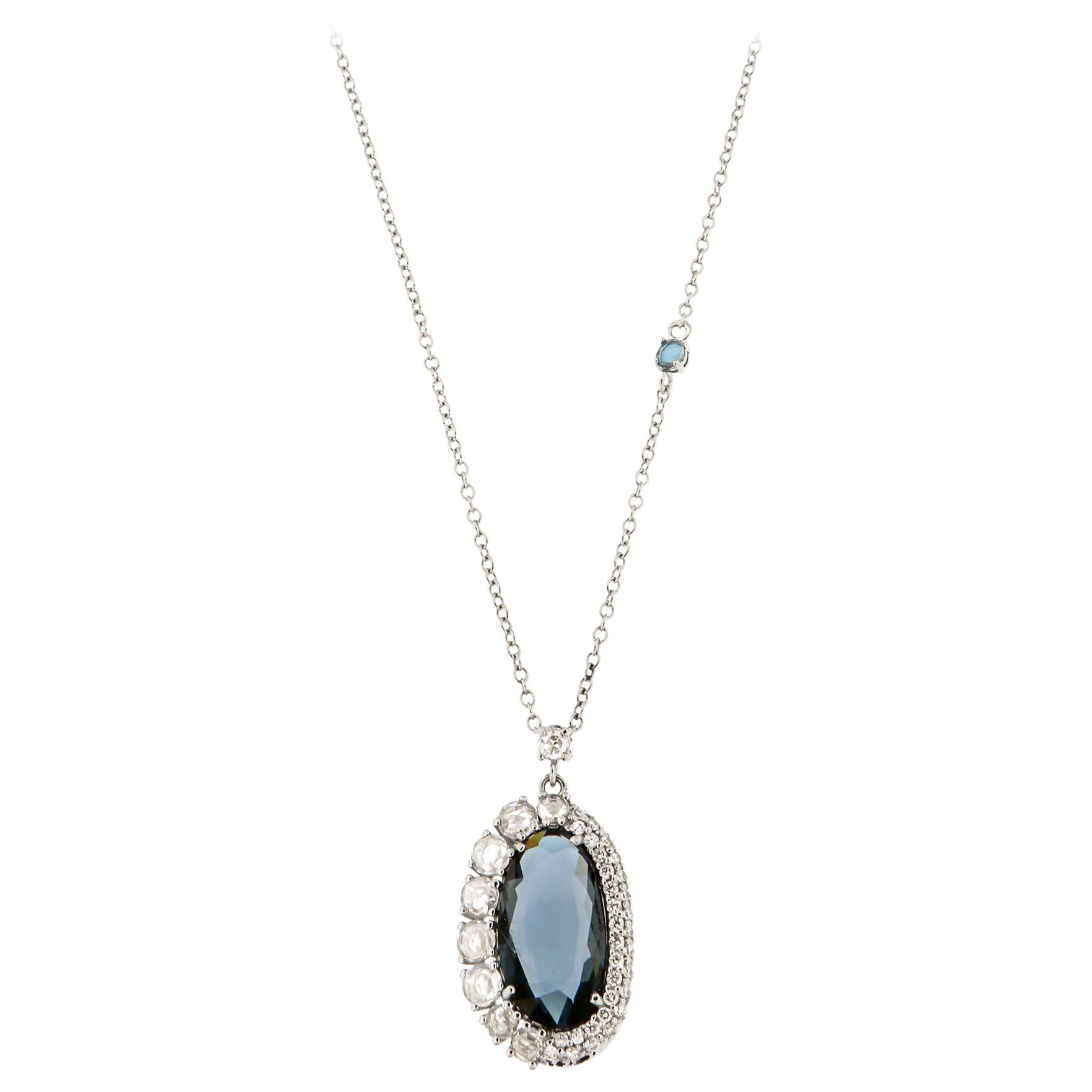 Italian Breathtaking 18k London Blue Topaz Diamonds White Gold Necklace for Her For Sale