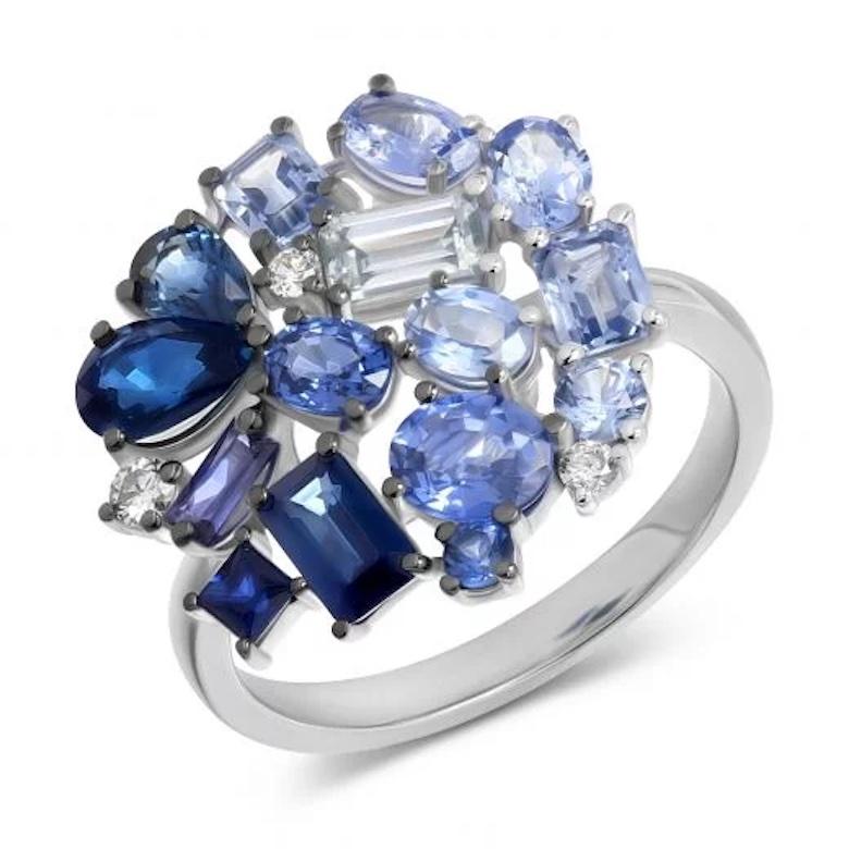 Antique Cushion Cut Italian Breathtaking Blue Sapphire Diamonds White Gold Ring for Her For Sale