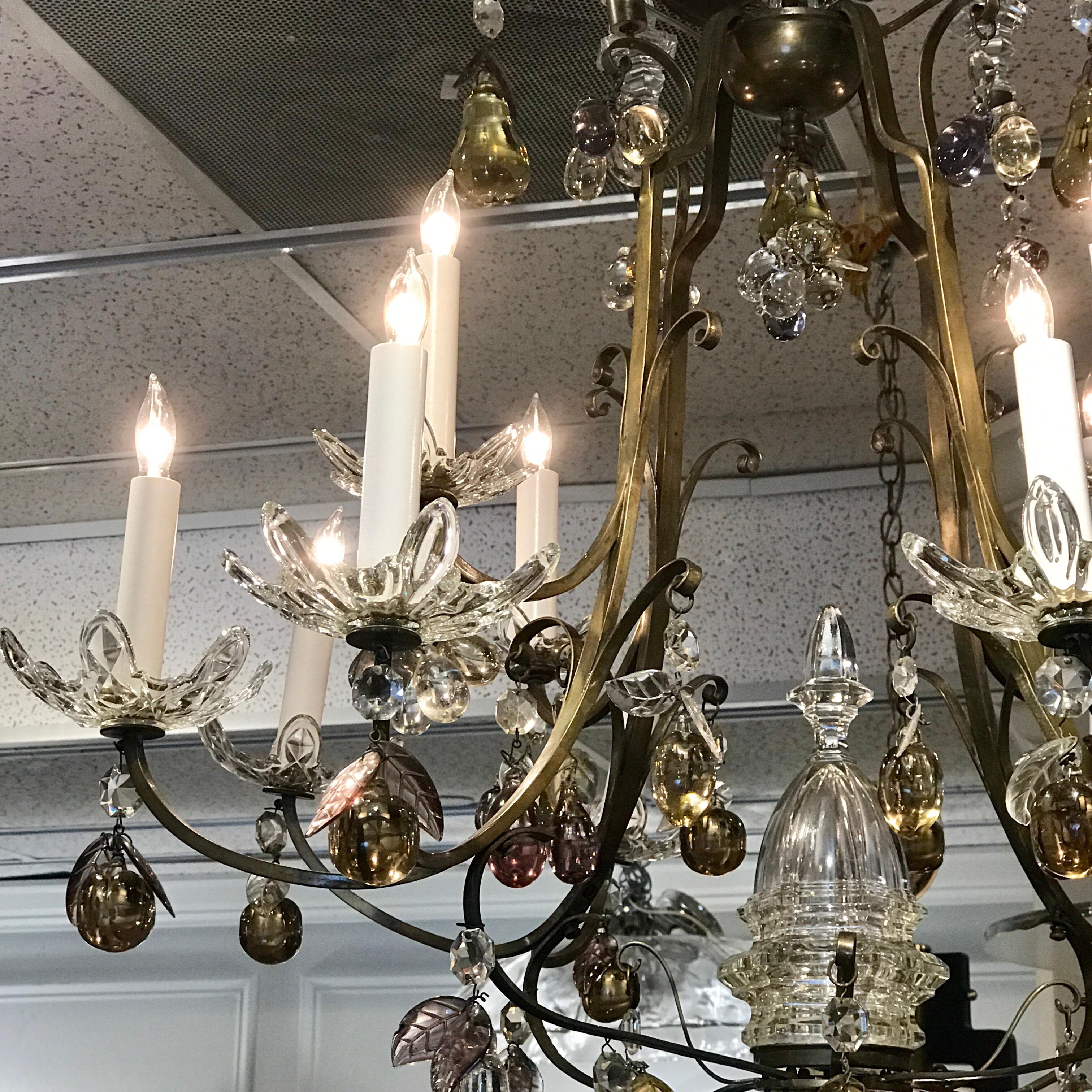 Italian Bronze and Fruit Crystal Eight-Light Chandelier For Sale 5