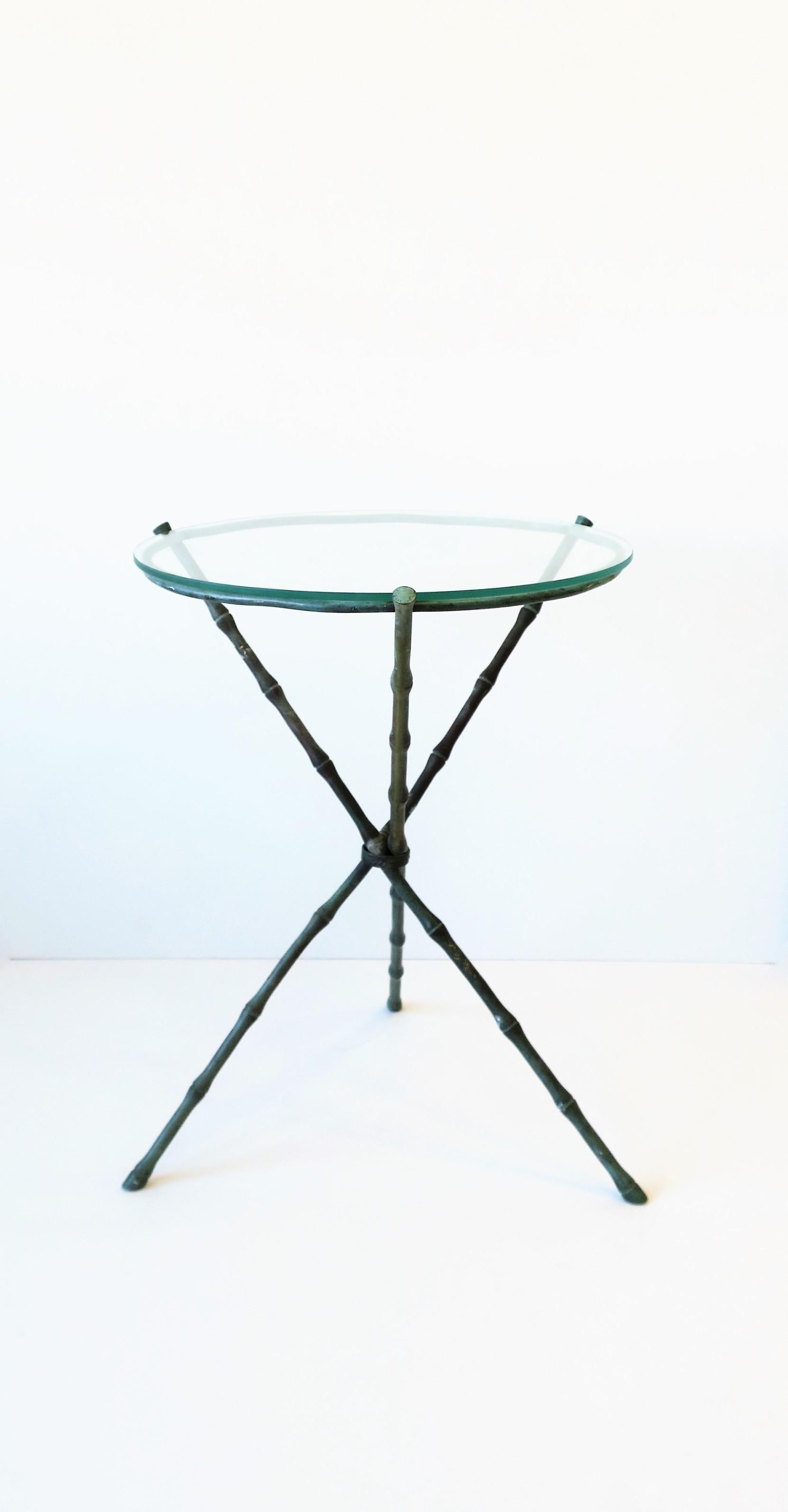 Italian Round Brass Bronze and Glass Tripod Side Table with Bamboo Design In Good Condition In New York, NY