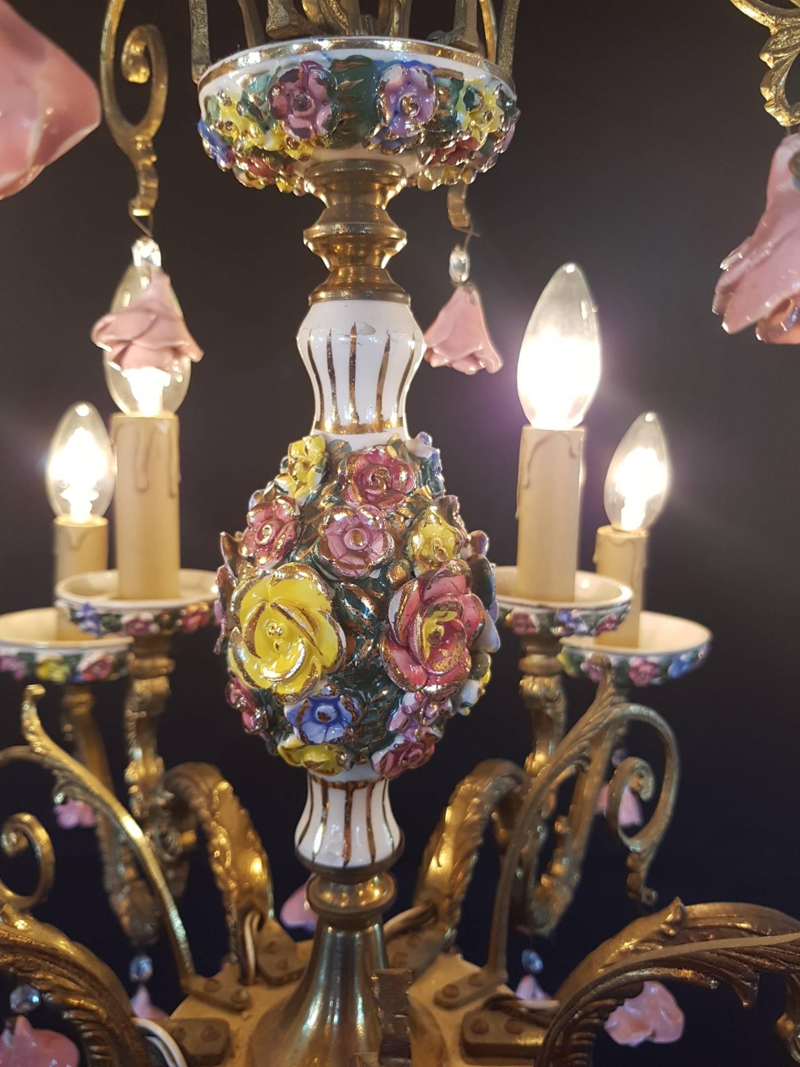 Italian Bronze and Porcelain Chandelier with Flowers, 12 Lights, 20th Century For Sale 8