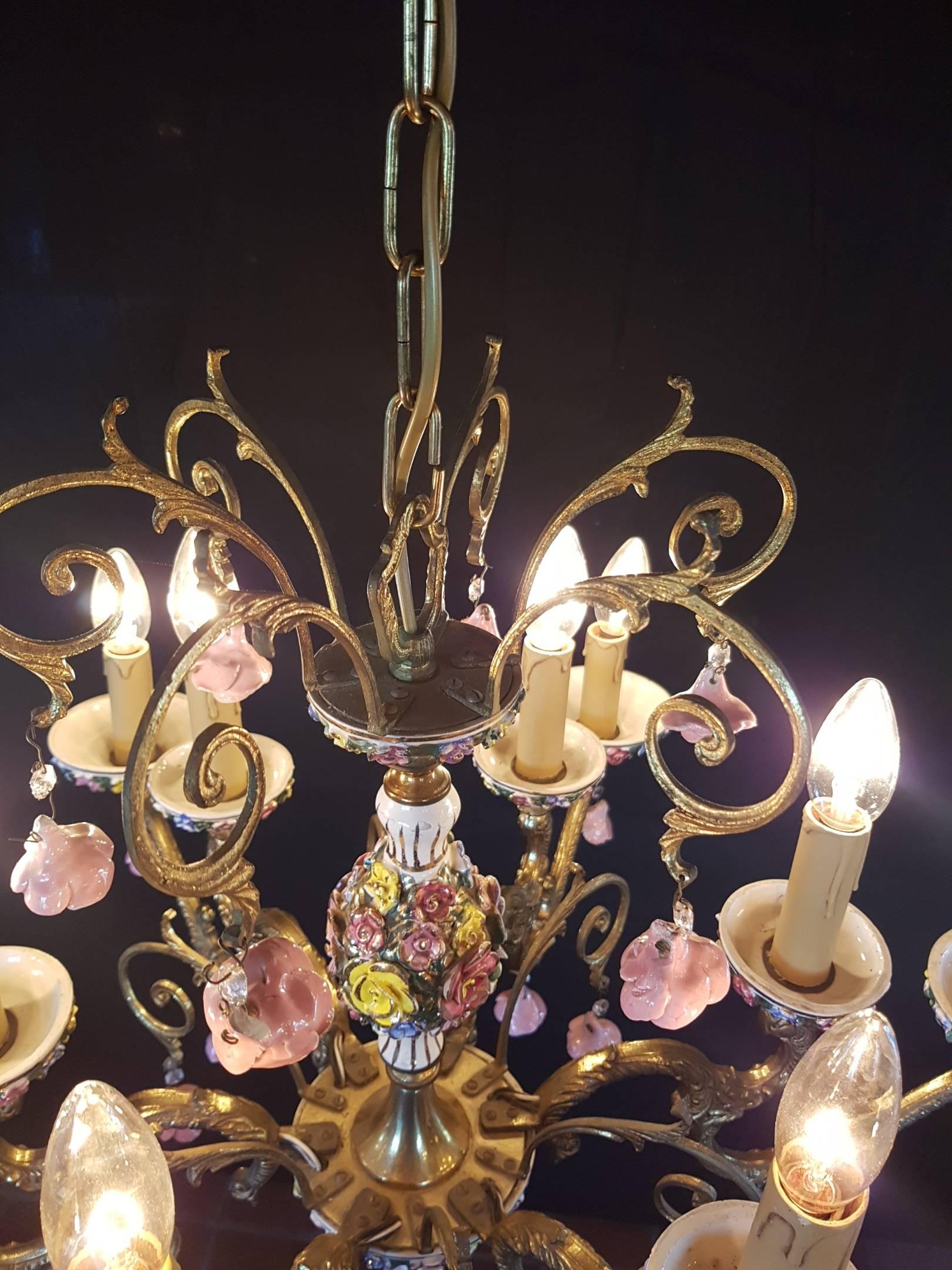 Italian Bronze and Porcelain Chandelier with Flowers, 12 Lights, 20th Century For Sale 2