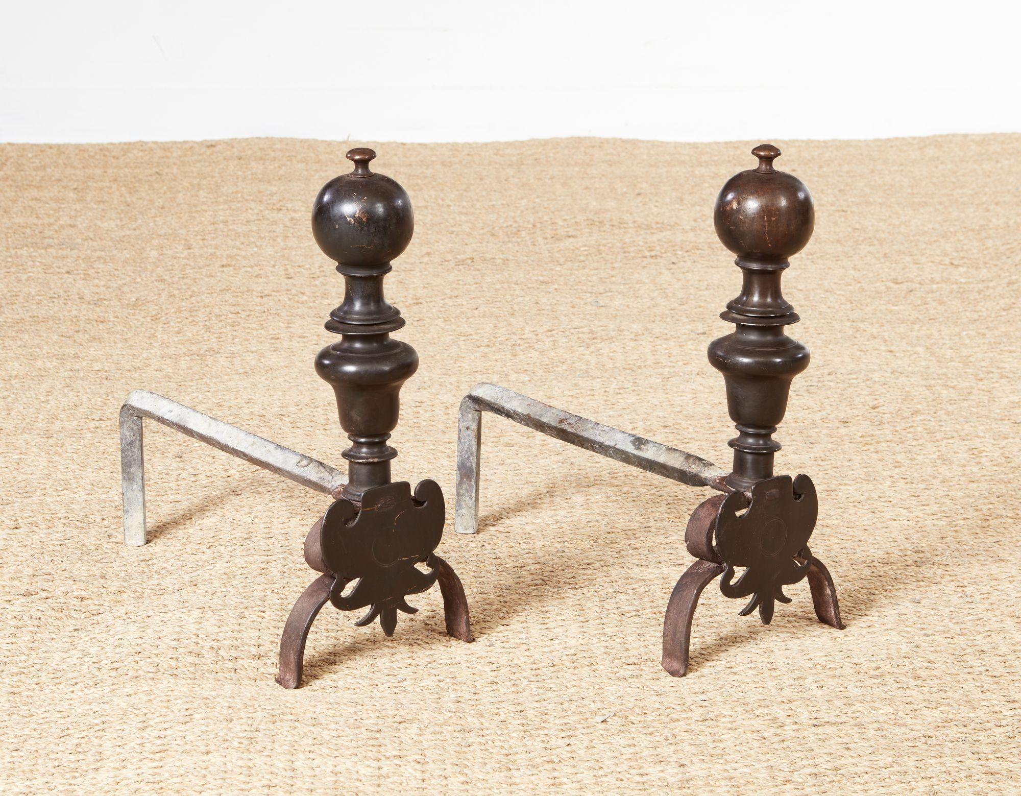 Bronze Andirons en bronze italiens C.I.C. 1680 en vente