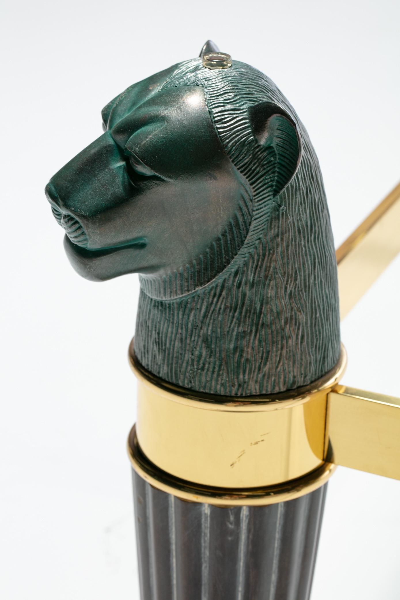 Italienischer Pantherkopf-Couchtisch aus Bronze und Messing, um 1980 im Angebot 2