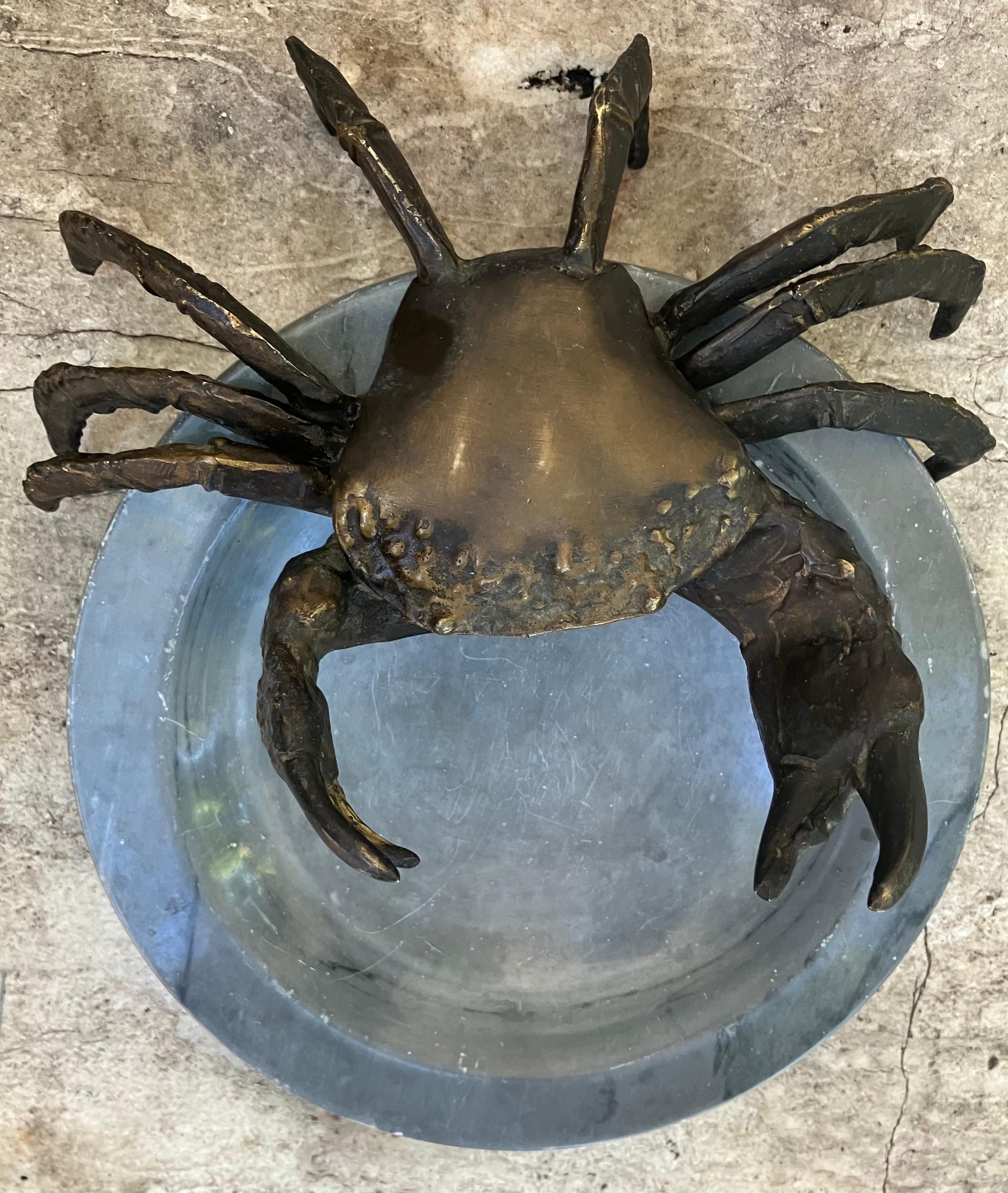 Italienische Bronzekrabbe und Marmor-Aschenbecher im Angebot 3