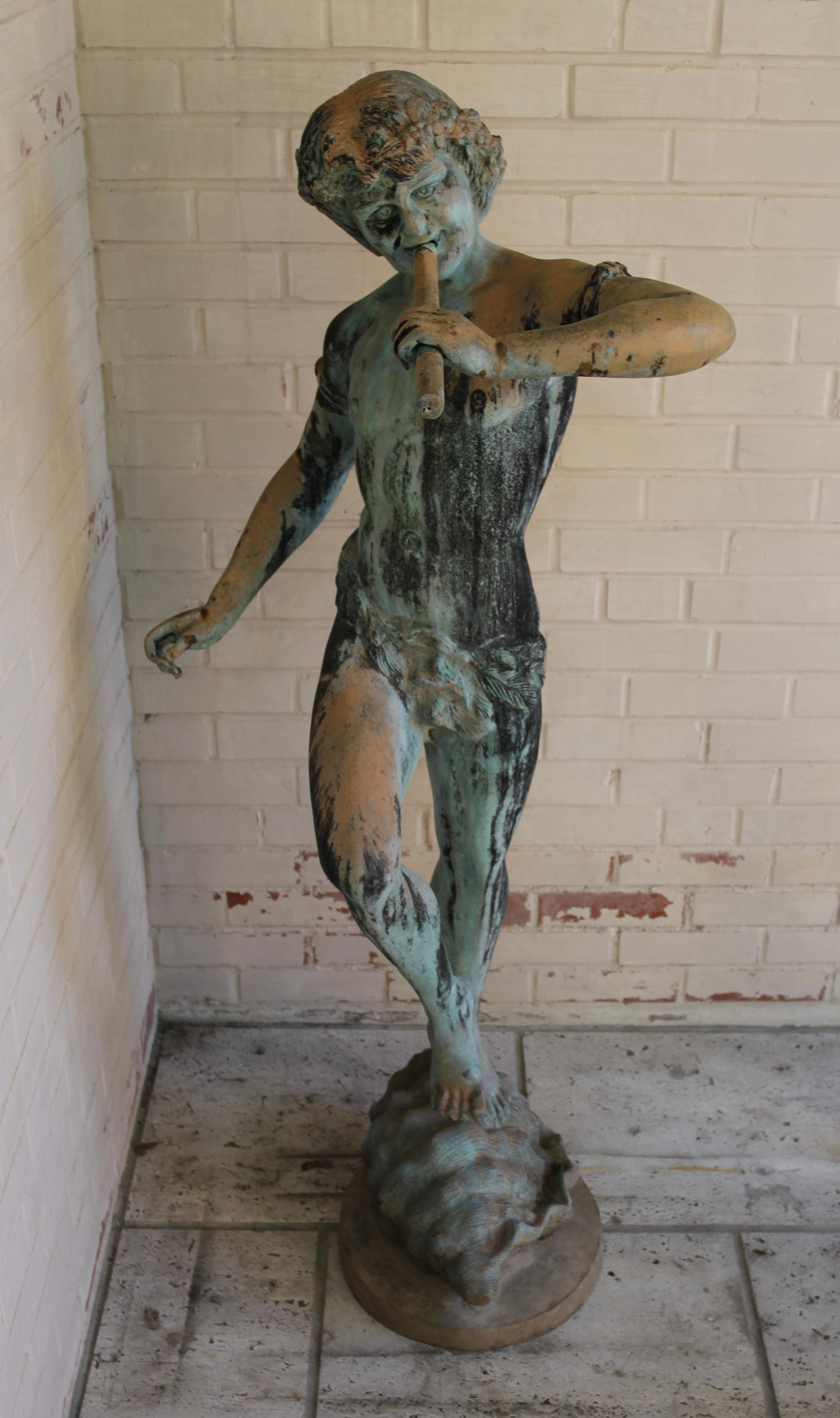 Statue de jardin ou fontaine en bronze italienne représentant Pan jouant de la flûte, début C.I.C. en vente 1