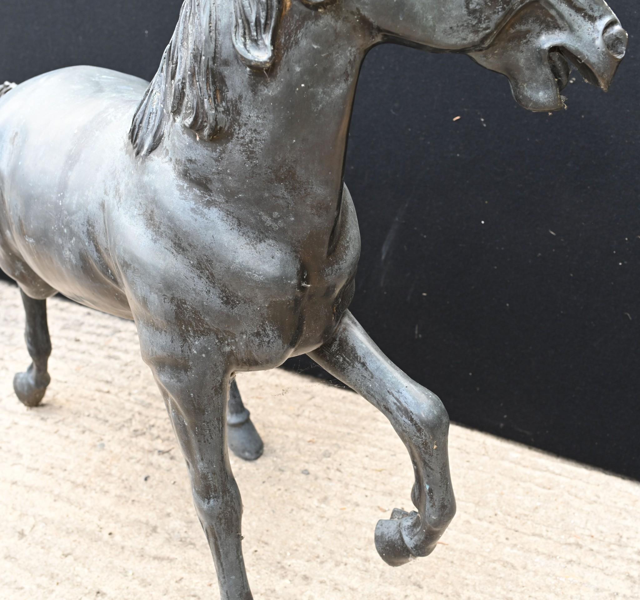 Statue italienne de cheval en bronze, moulage de jardin en bronze en vente 4