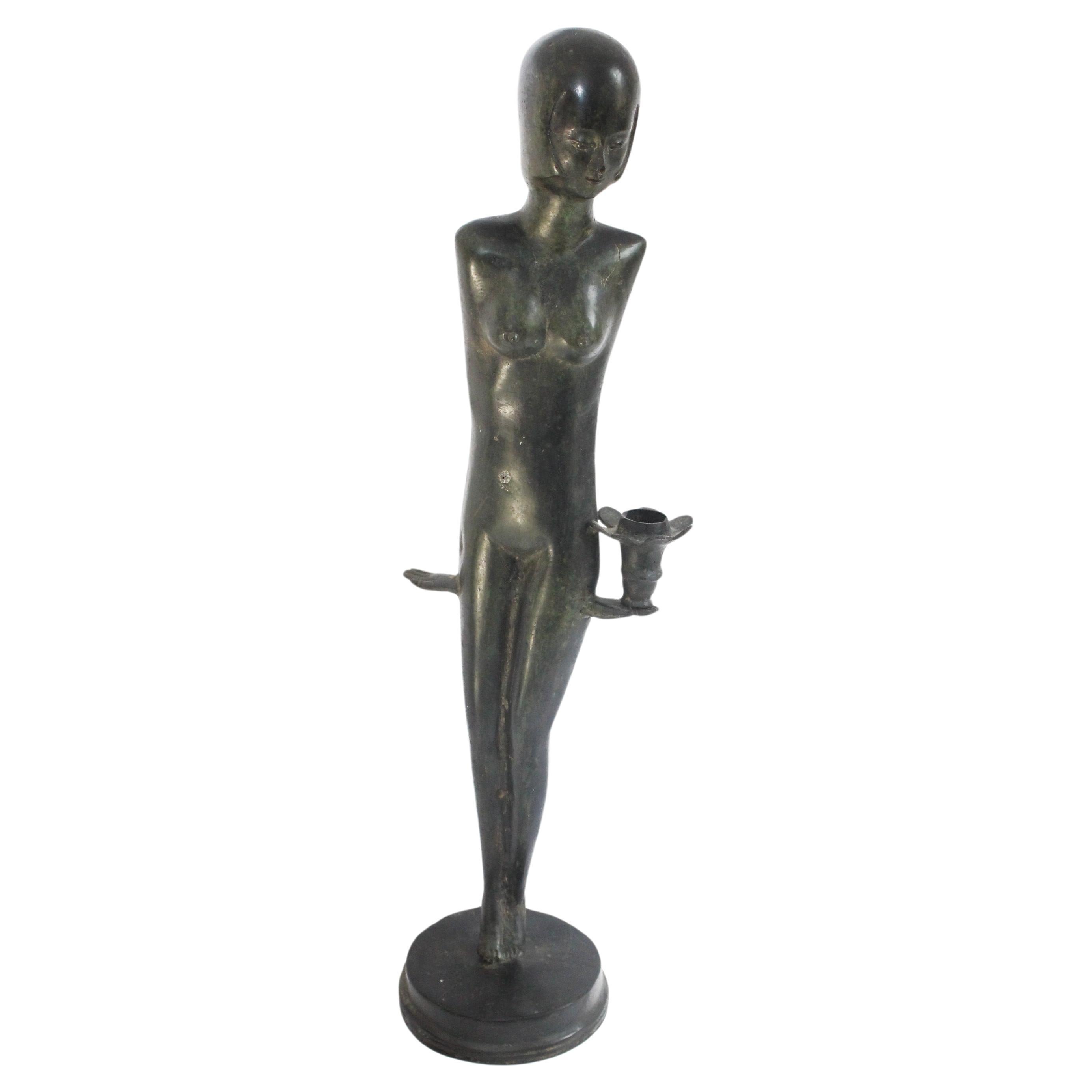 Italian Bronze mid-century modern woman sculpture (59x17x12cm).  An eye-catcher! For Sale
