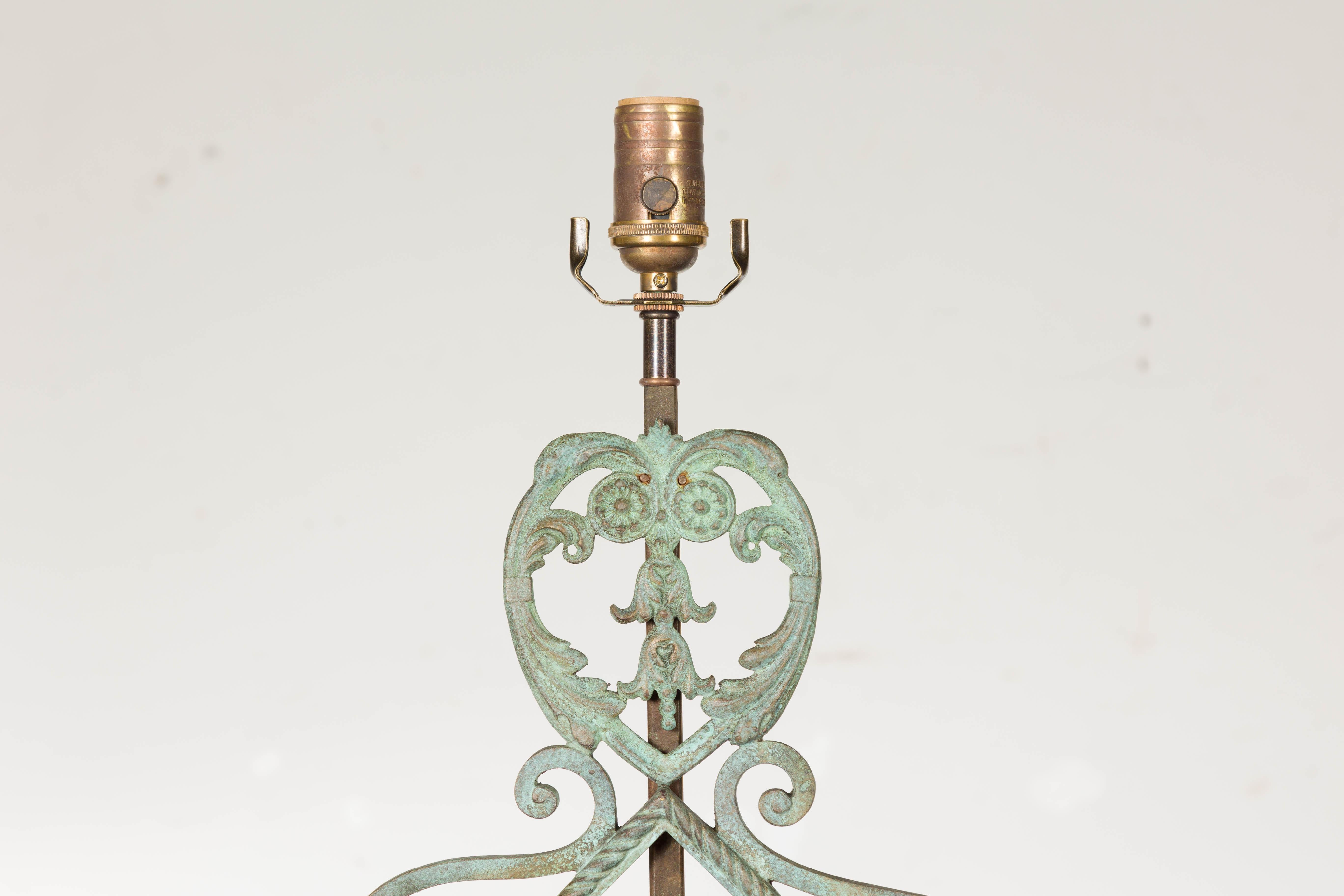 20th Century Italian Bronze Midcentury Table Lamps with Scrolling Motifs, on Lucite Bases For Sale
