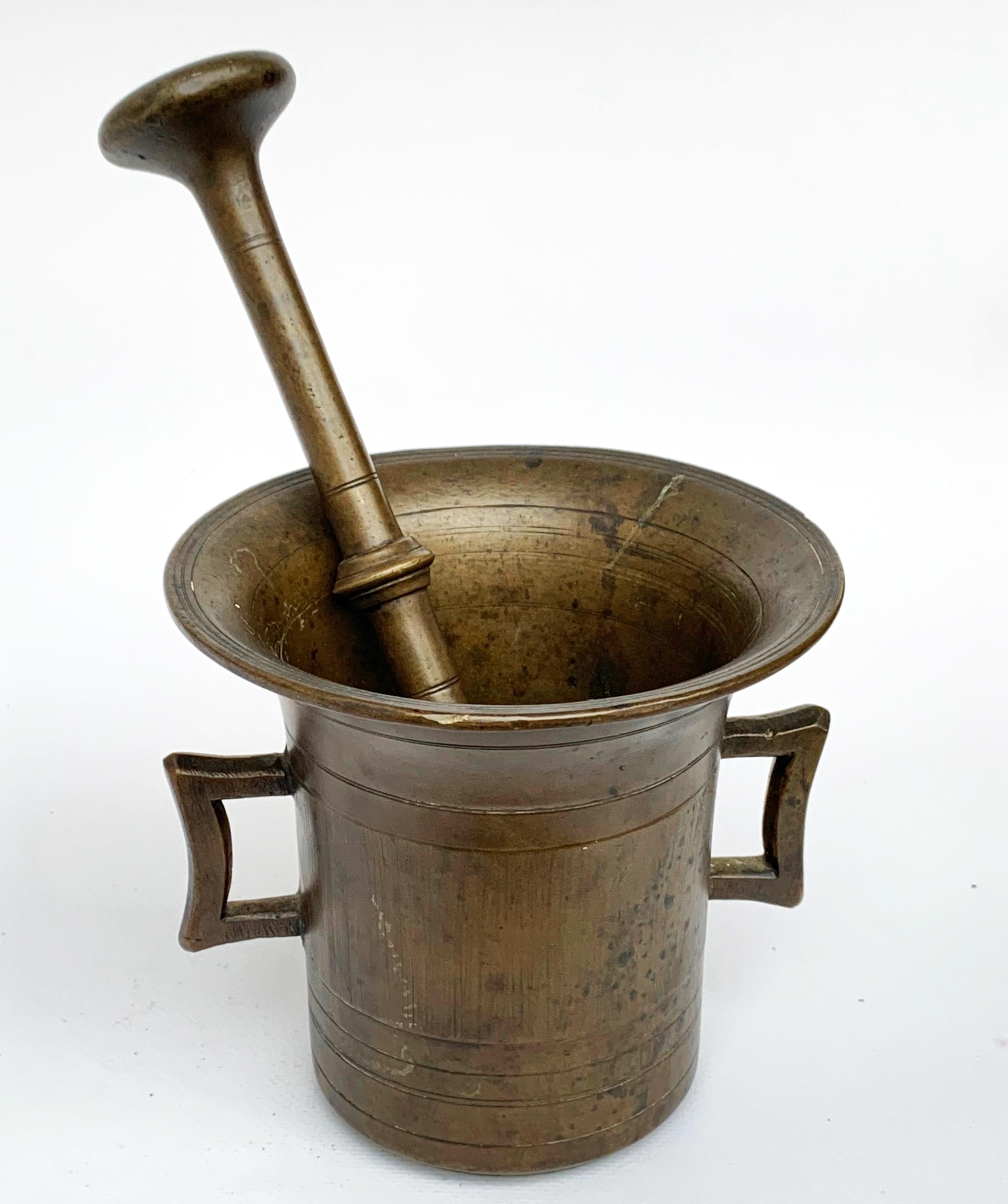 Italian Bronze Mortar and Pestle, Original Patina, Italy, Pharmacy or Herbalist 3