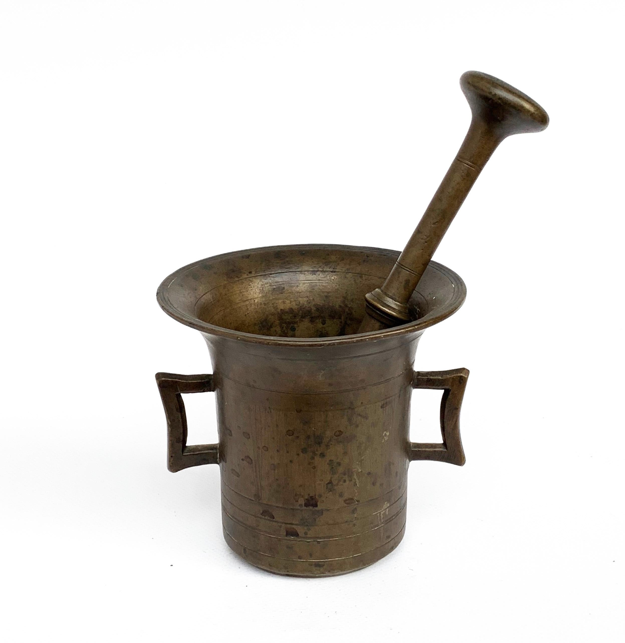 mortar and pestle pharmacy