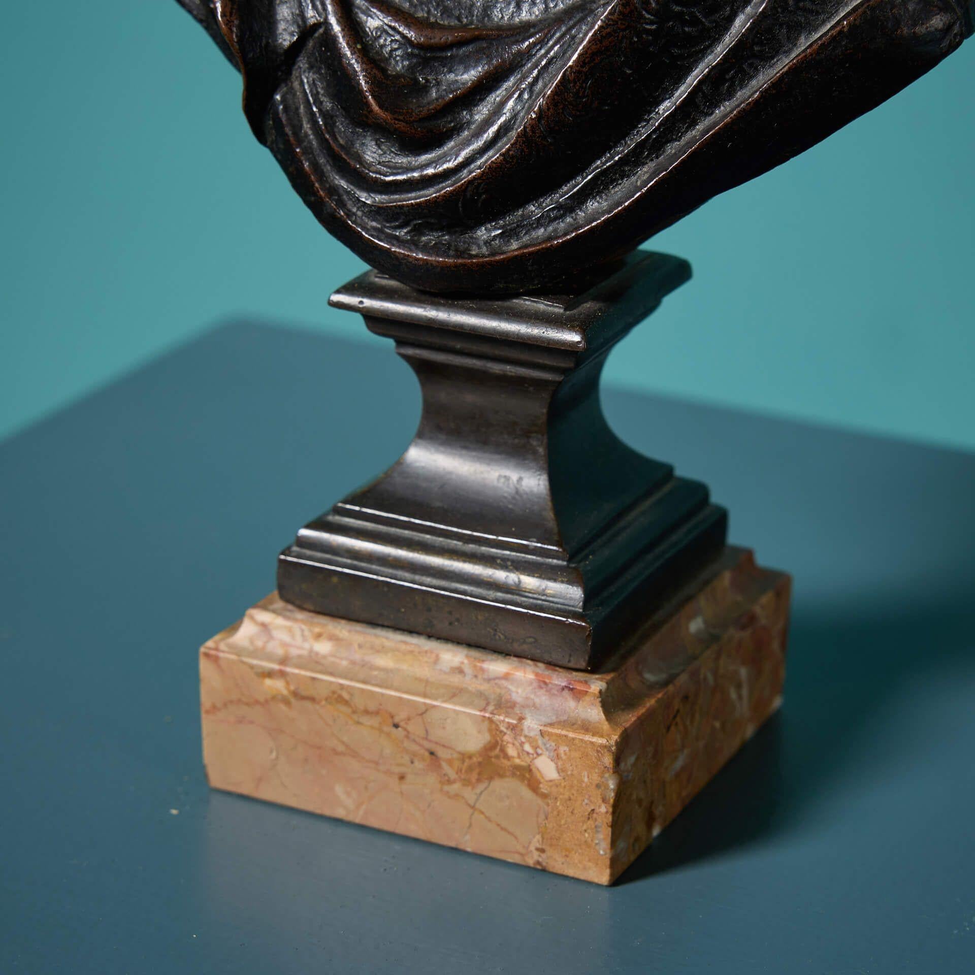 XIXe siècle Buste Grand Tour néoclassique en bronze italien en vente