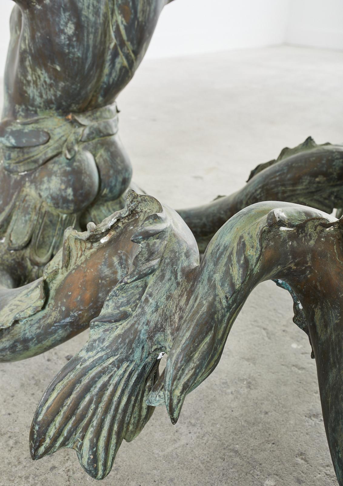 Table centrale néoclassique italienne Putti Di Mare en bronze  en vente 7