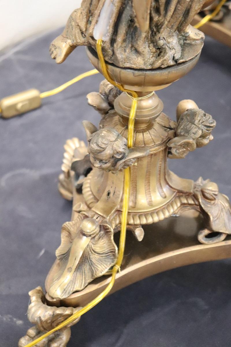 Coppia di candelabri o lampade da tavolo antichi in bronzo con sette luci in vendita 9